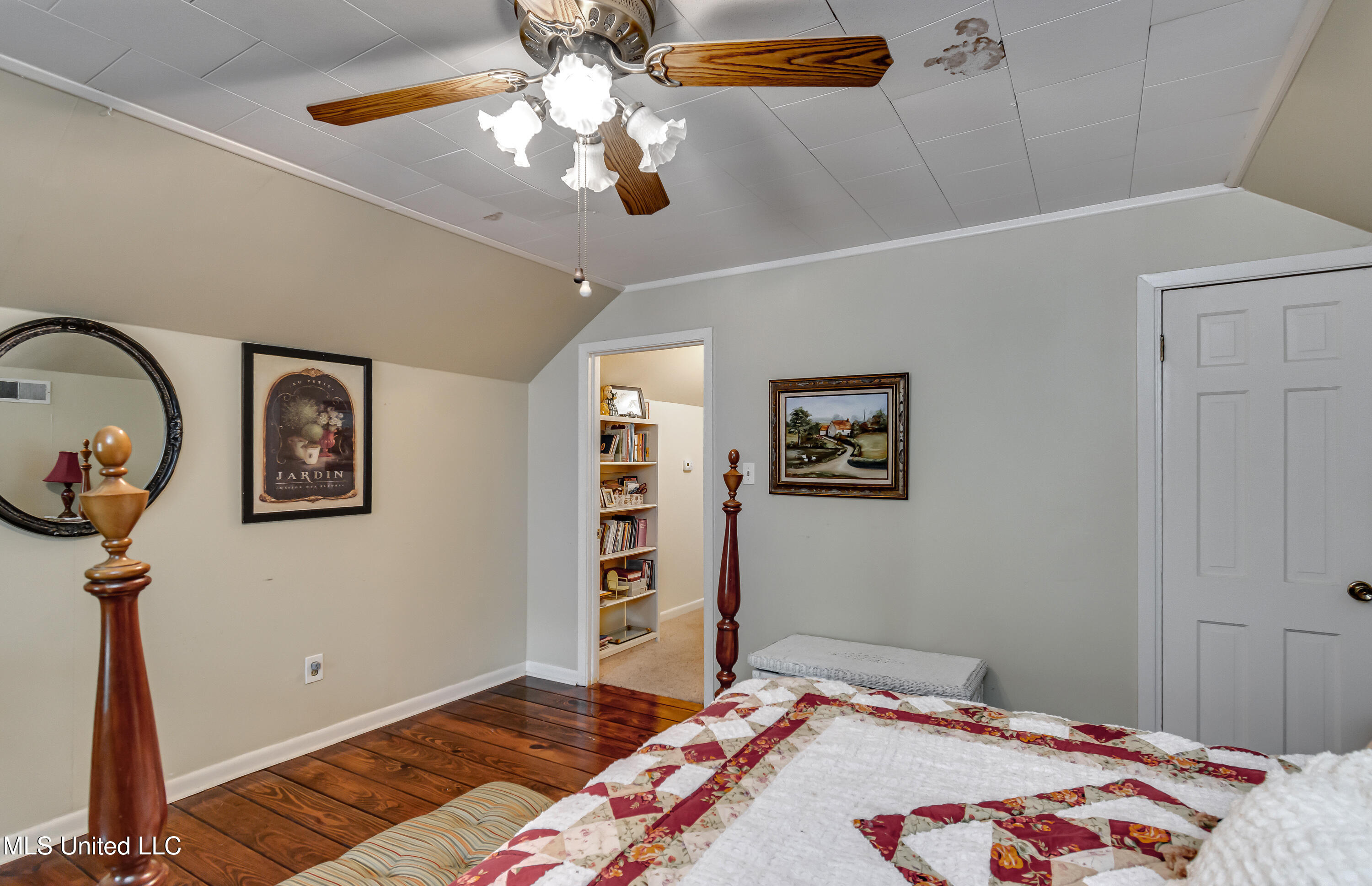 5348 Venetian Way Property Photo 56