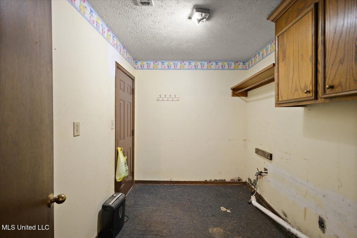 5001 Raintree Drive Property Photo 23