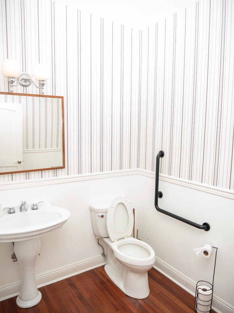 312 Main Street Property Photo 24