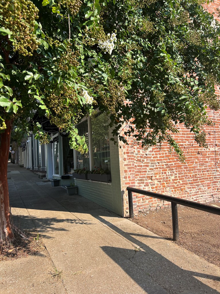 312 Main Street Property Photo 30