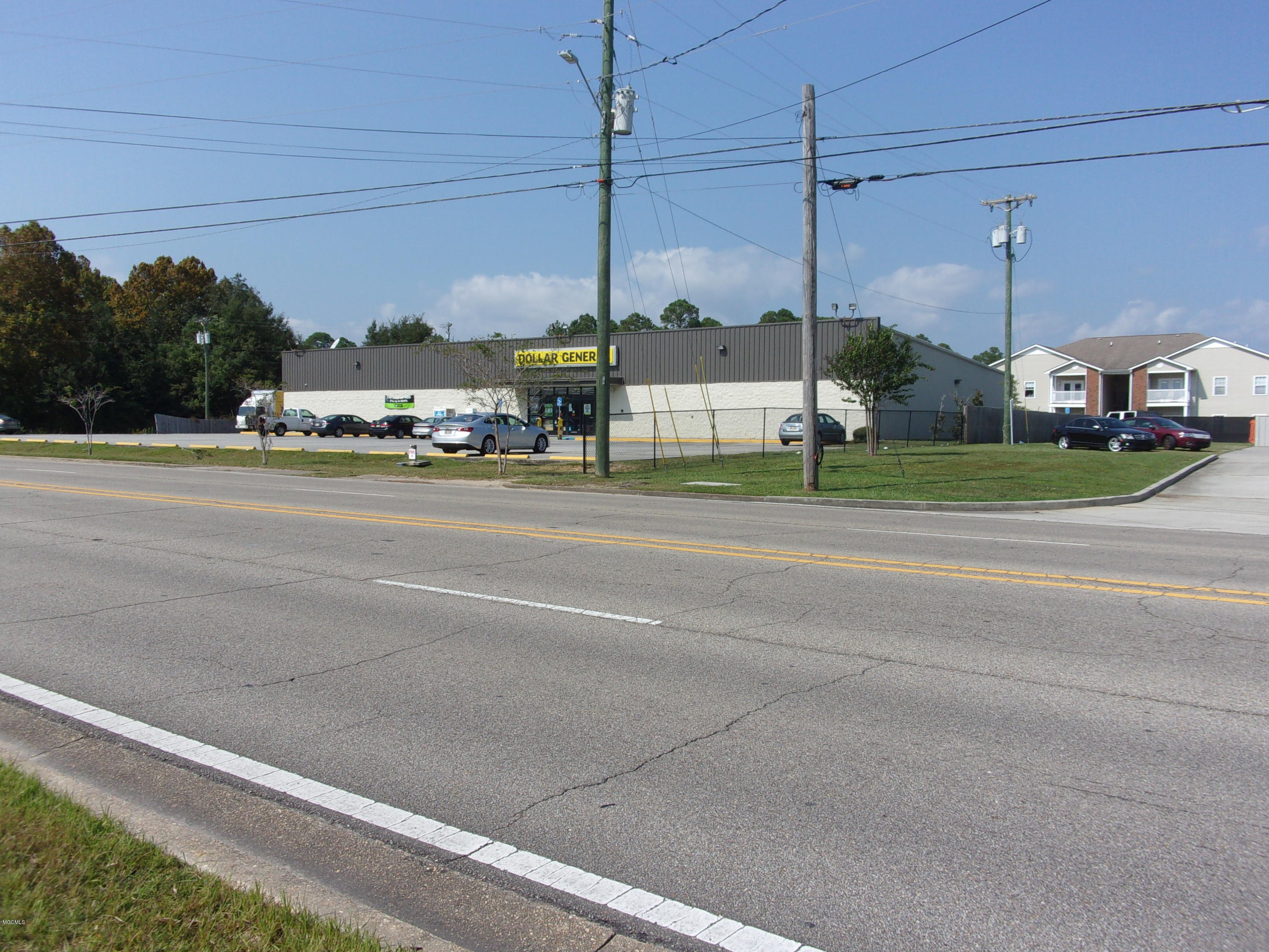 10376 Lemoyne Boulevard Property Photo 4