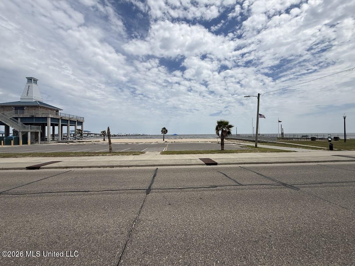105 N Beach Boulevard Property Photo 2