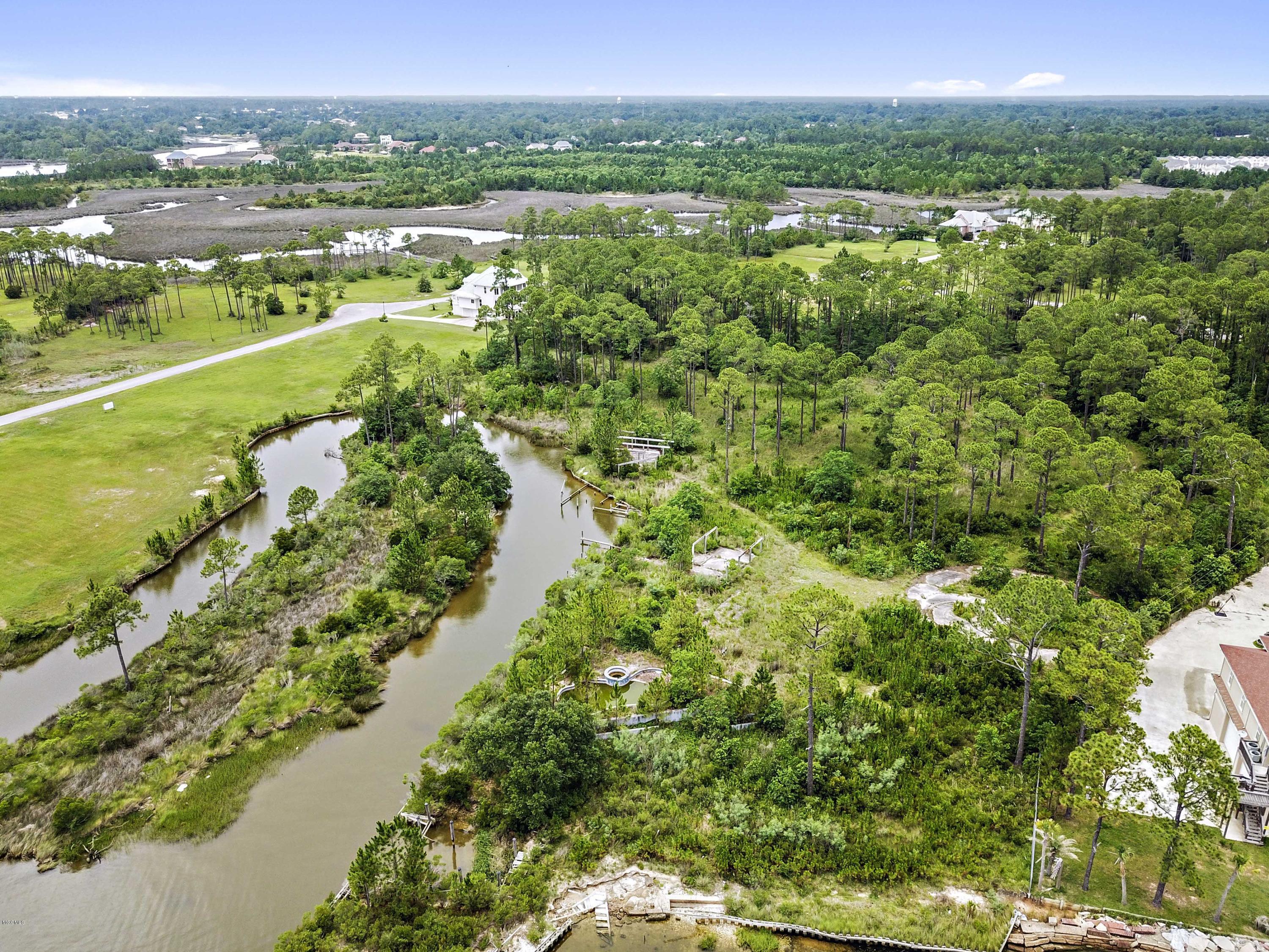 15117 Hummingbird Lane Property Photo 12