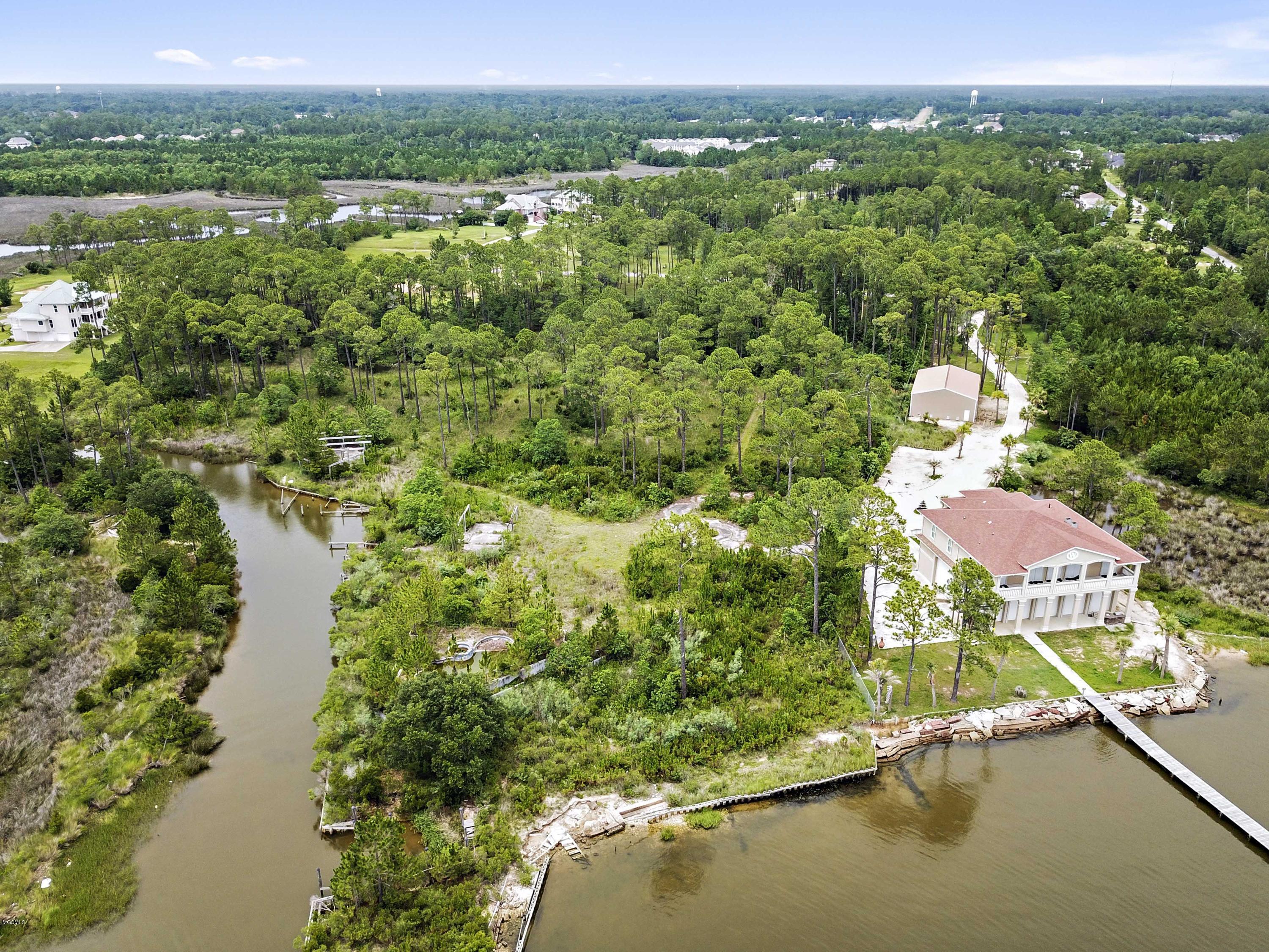 15117 Hummingbird Lane Property Photo 13