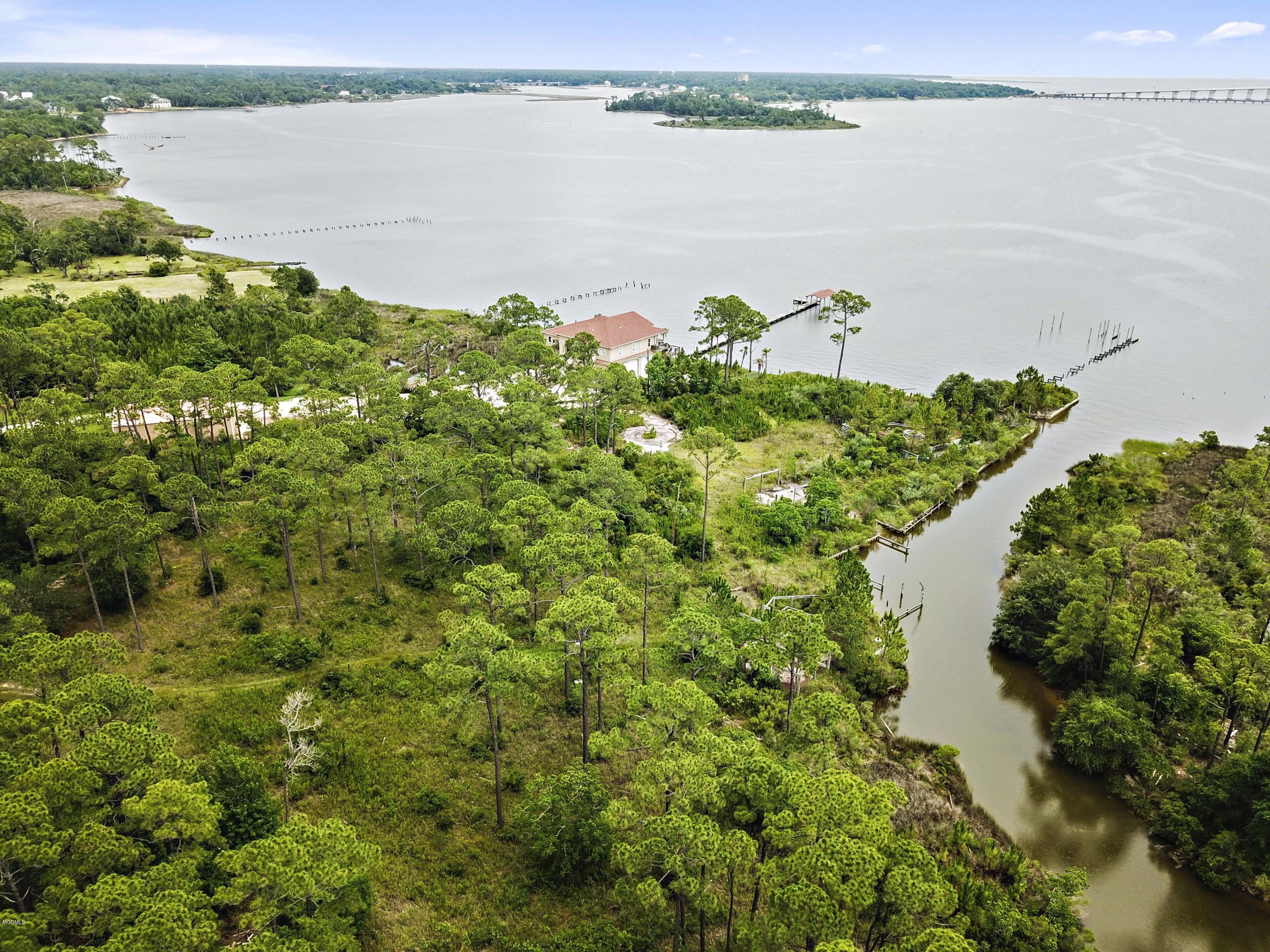 15117 Hummingbird Lane Property Photo 16