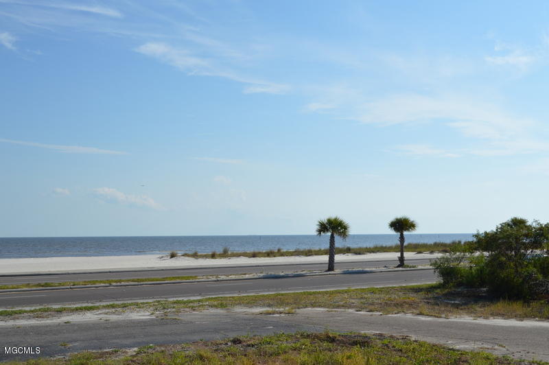 1598 E Beach Boulevard Property Photo 8