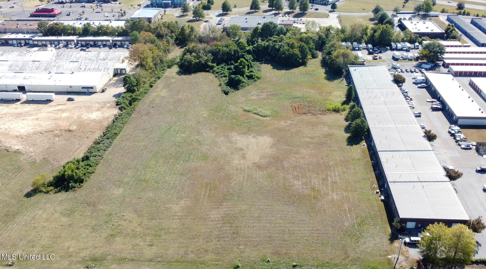 0 Caroma Property Photo 5