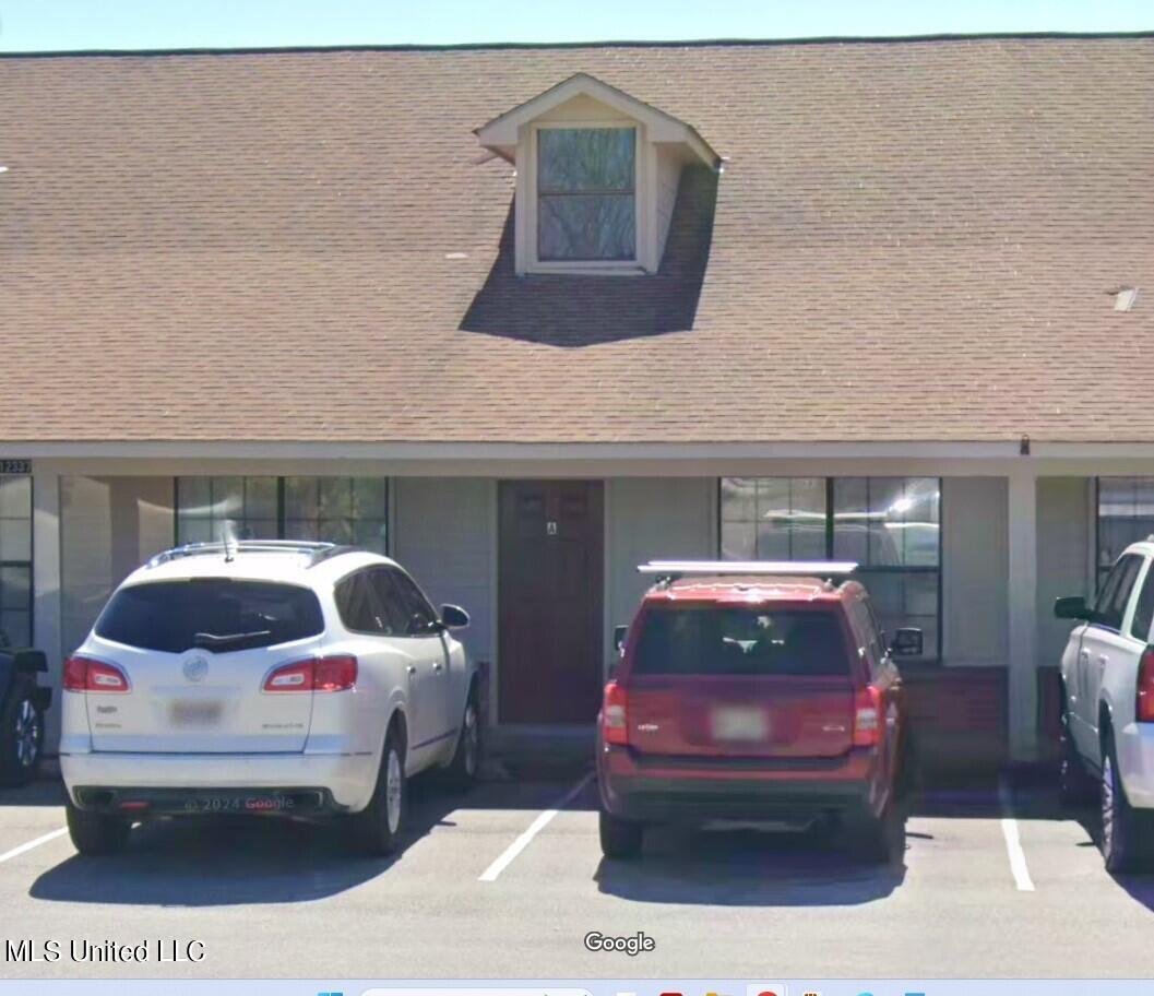 12337 Ashley Drive Property Photo 2
