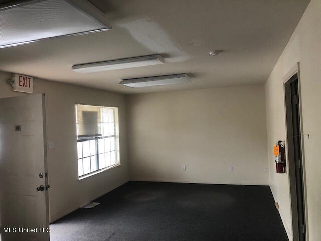 12337 Ashley Drive Property Photo 4
