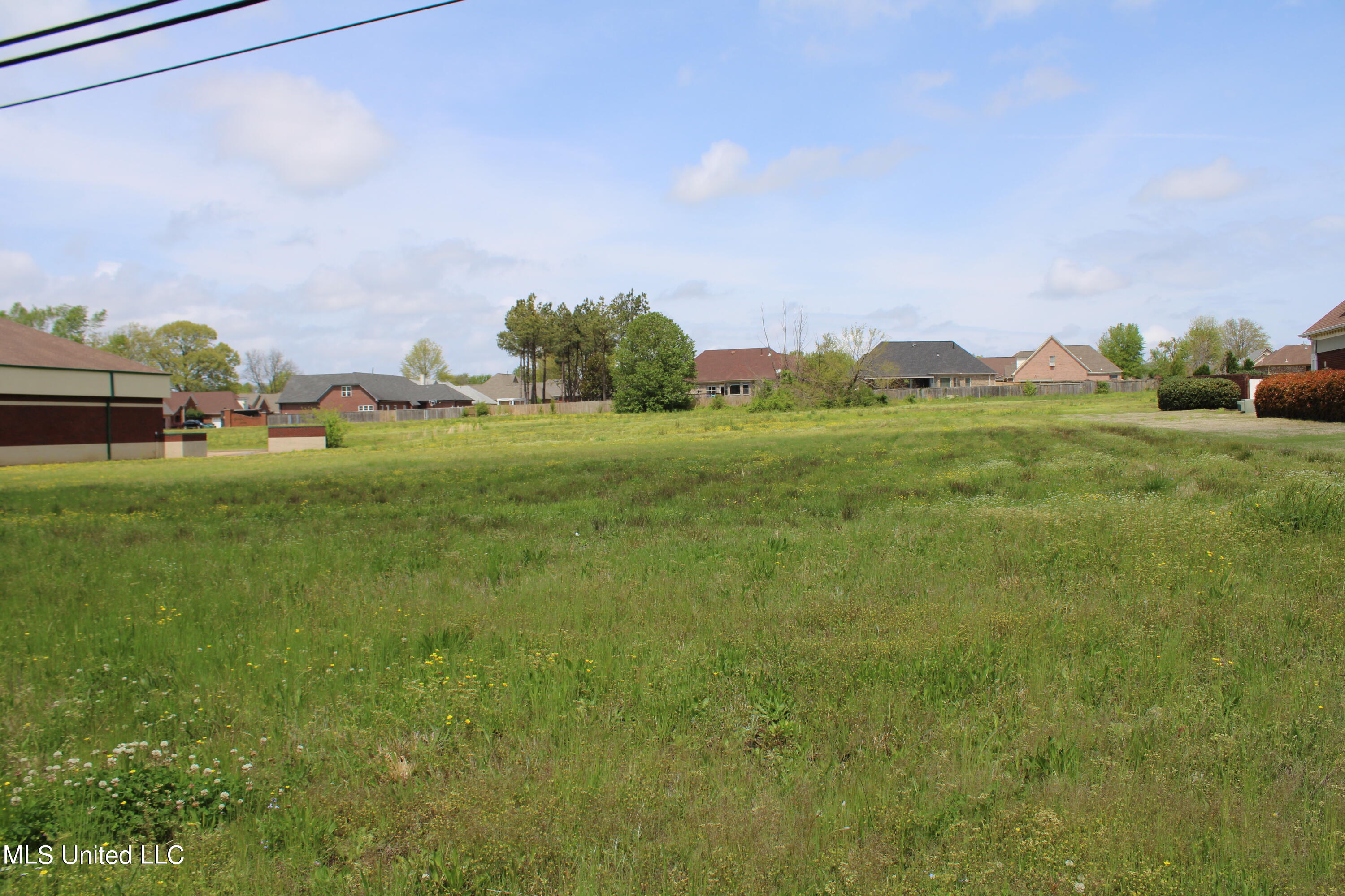 E Goodman Road Property Photo 4