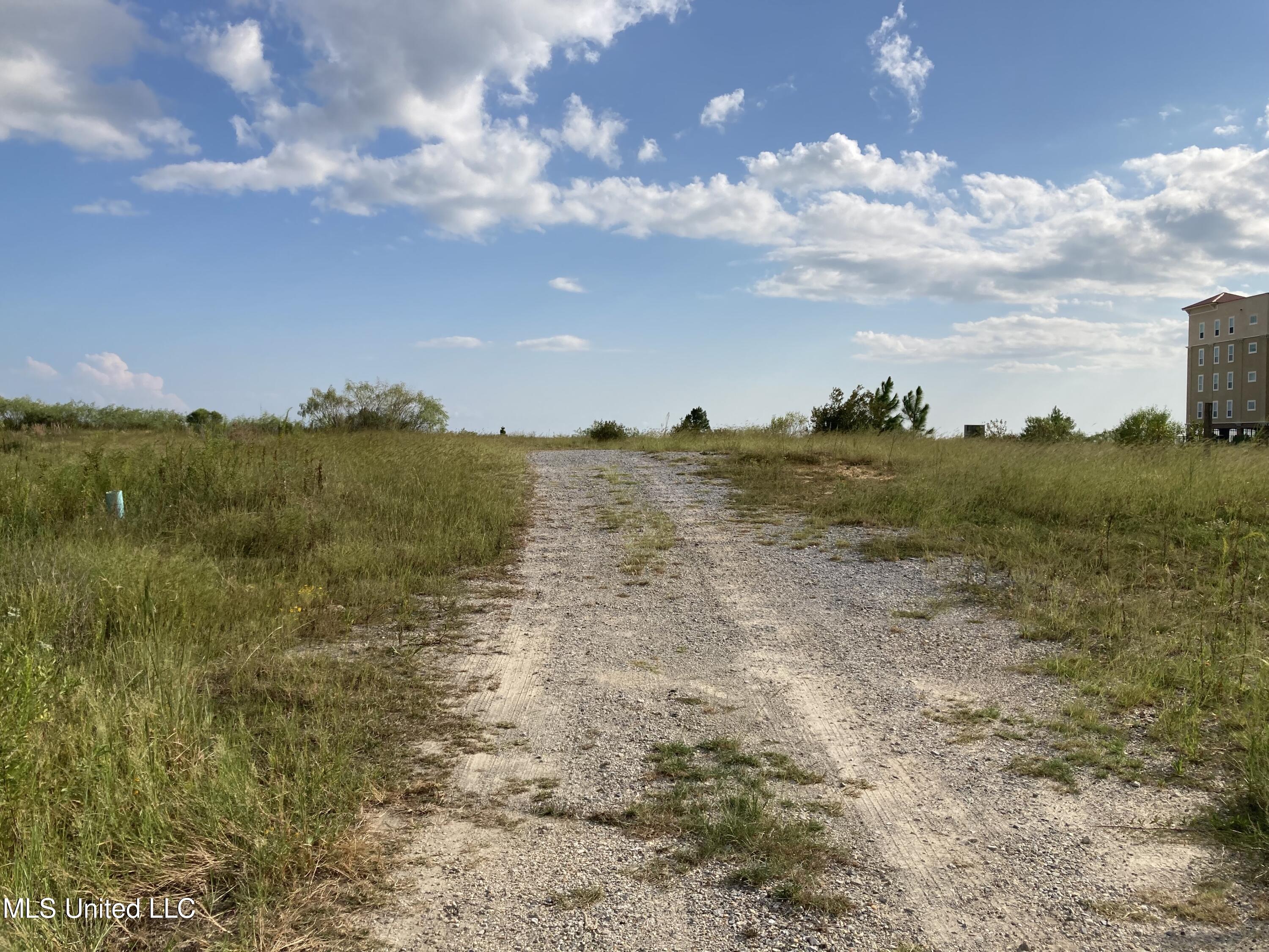 101 4th Avenue Property Photo 3