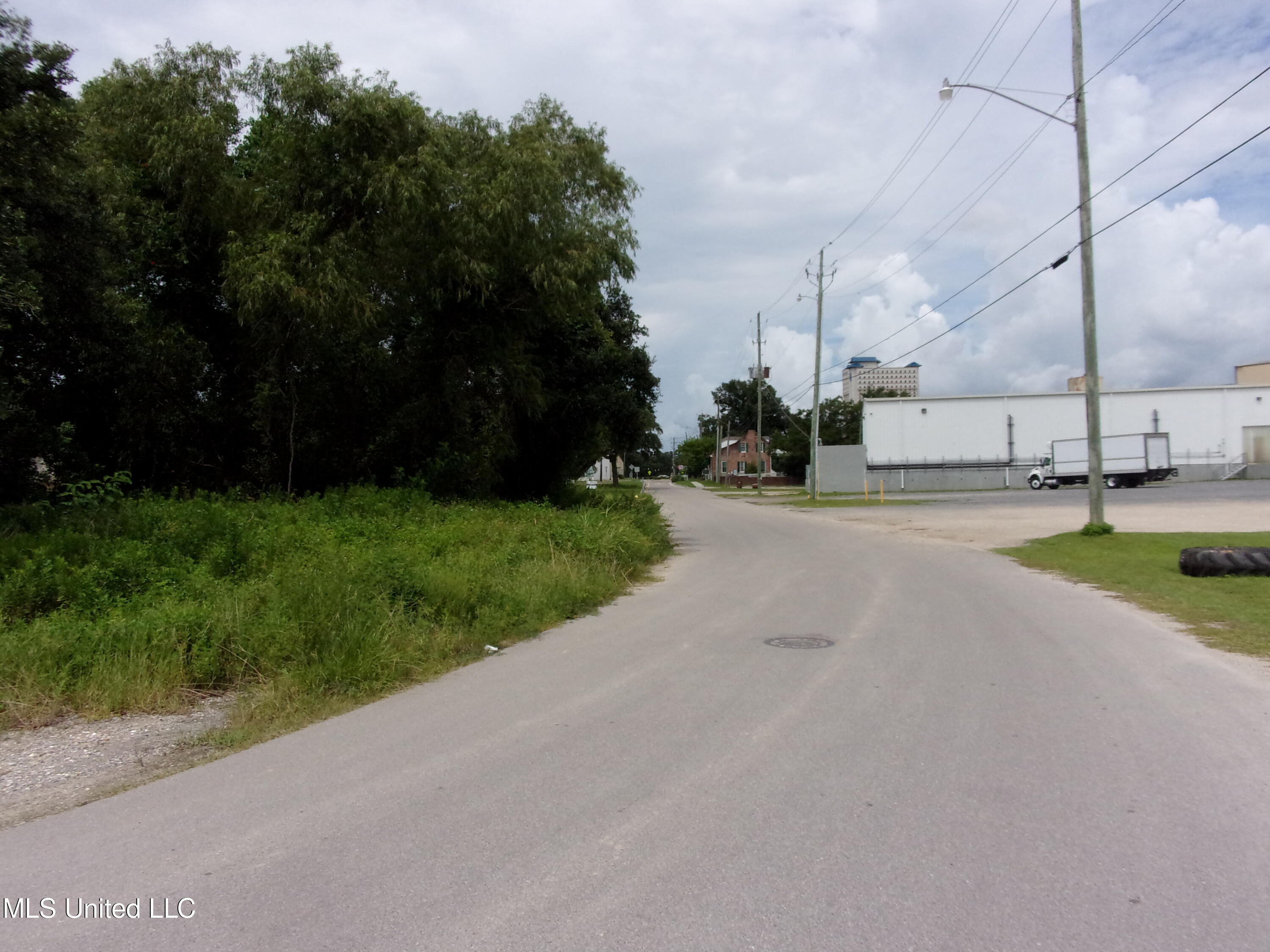 0 Bayview Avenue Property Photo 2