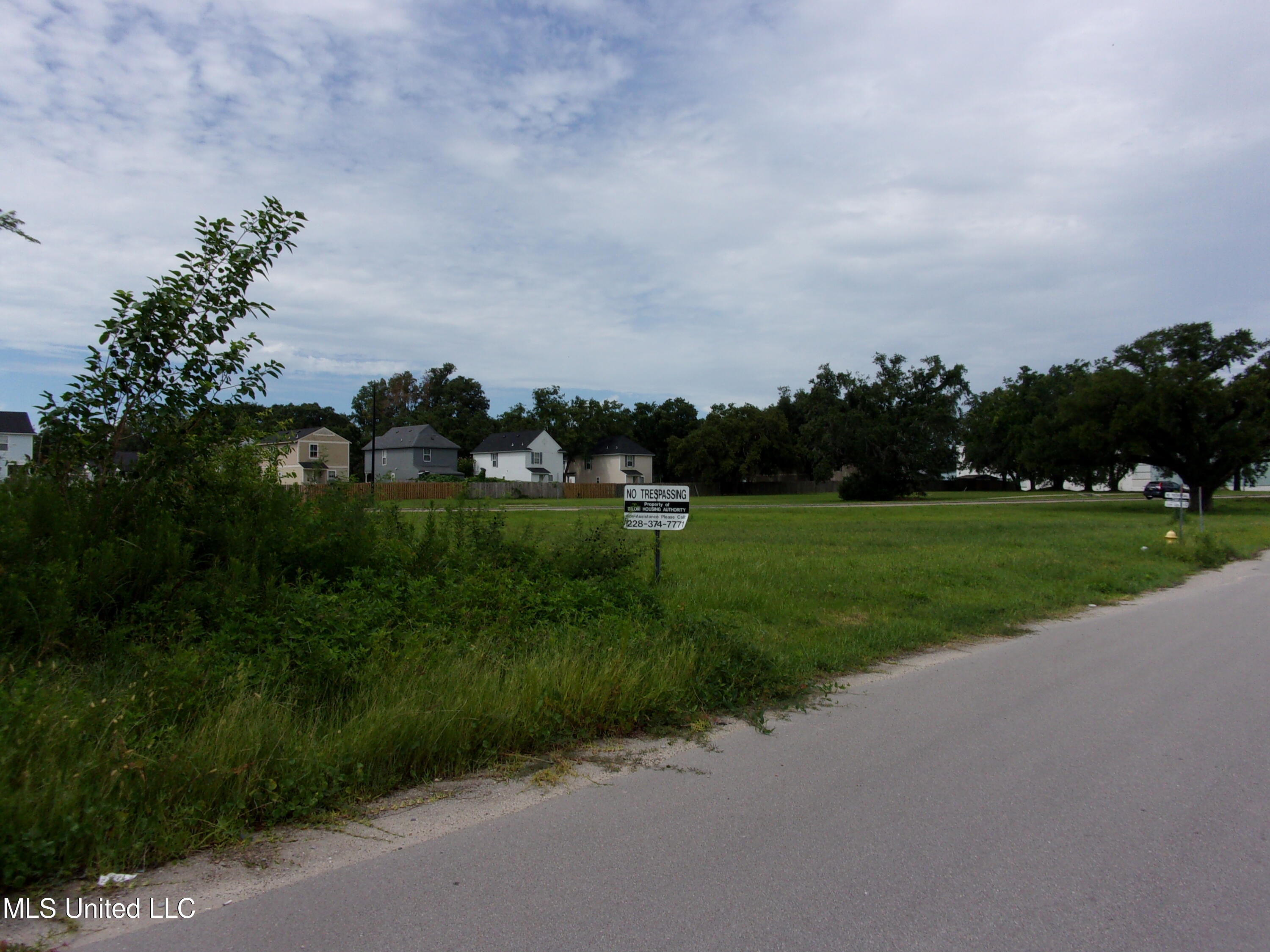 0 Bayview Avenue Property Photo 3