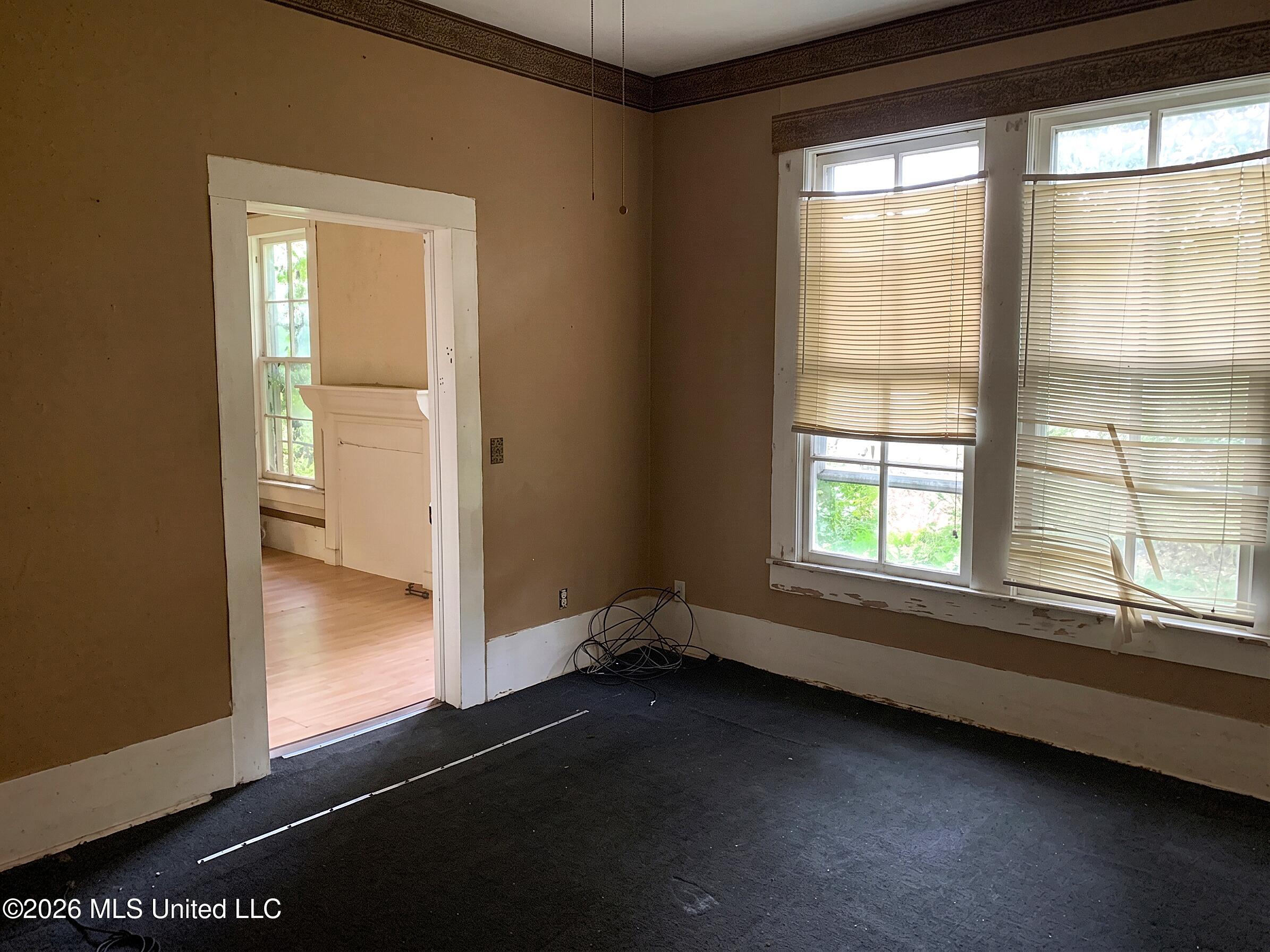 1028 Wayne Street Property Photo 3