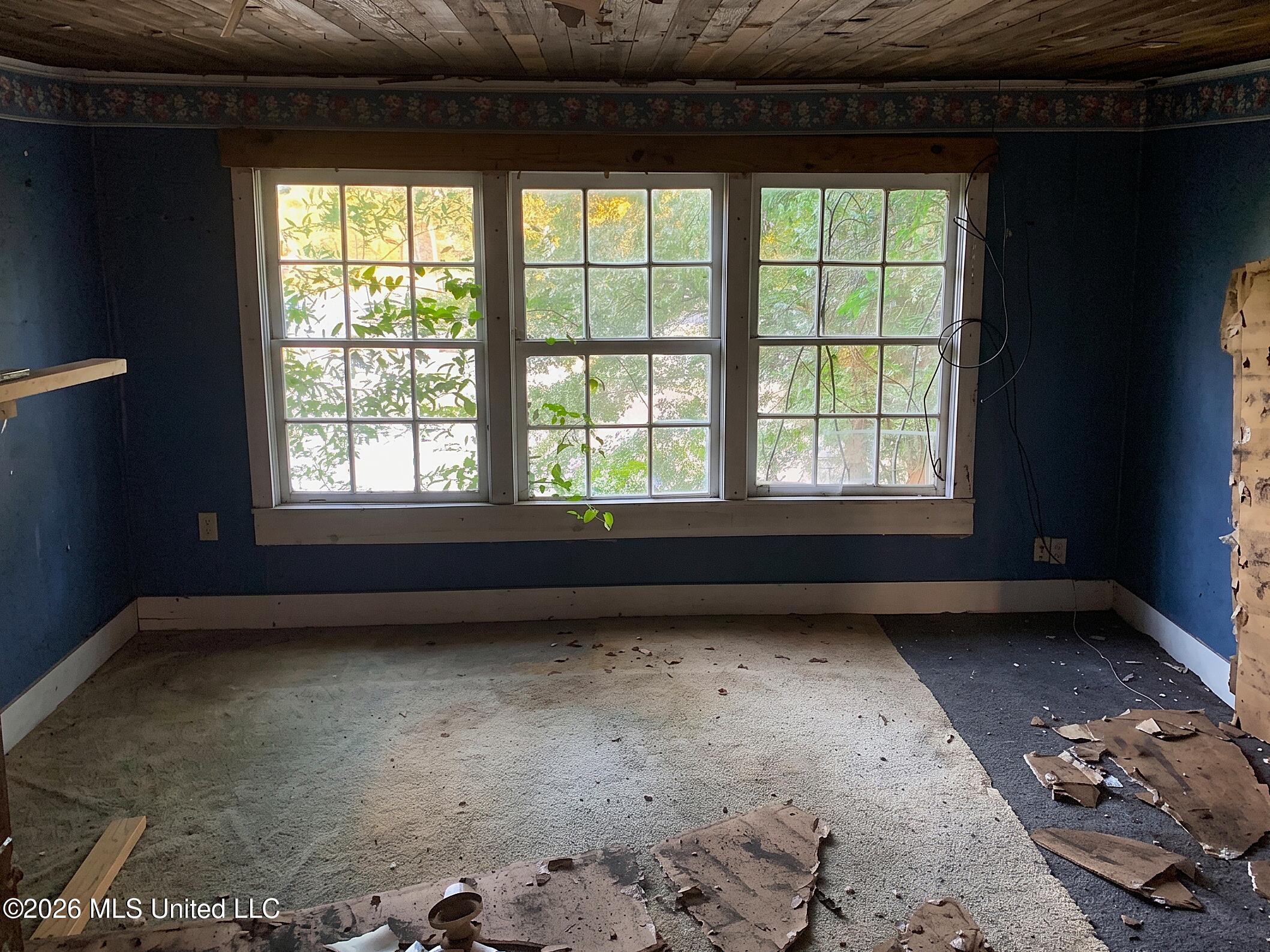 1028 Wayne Street Property Photo 4