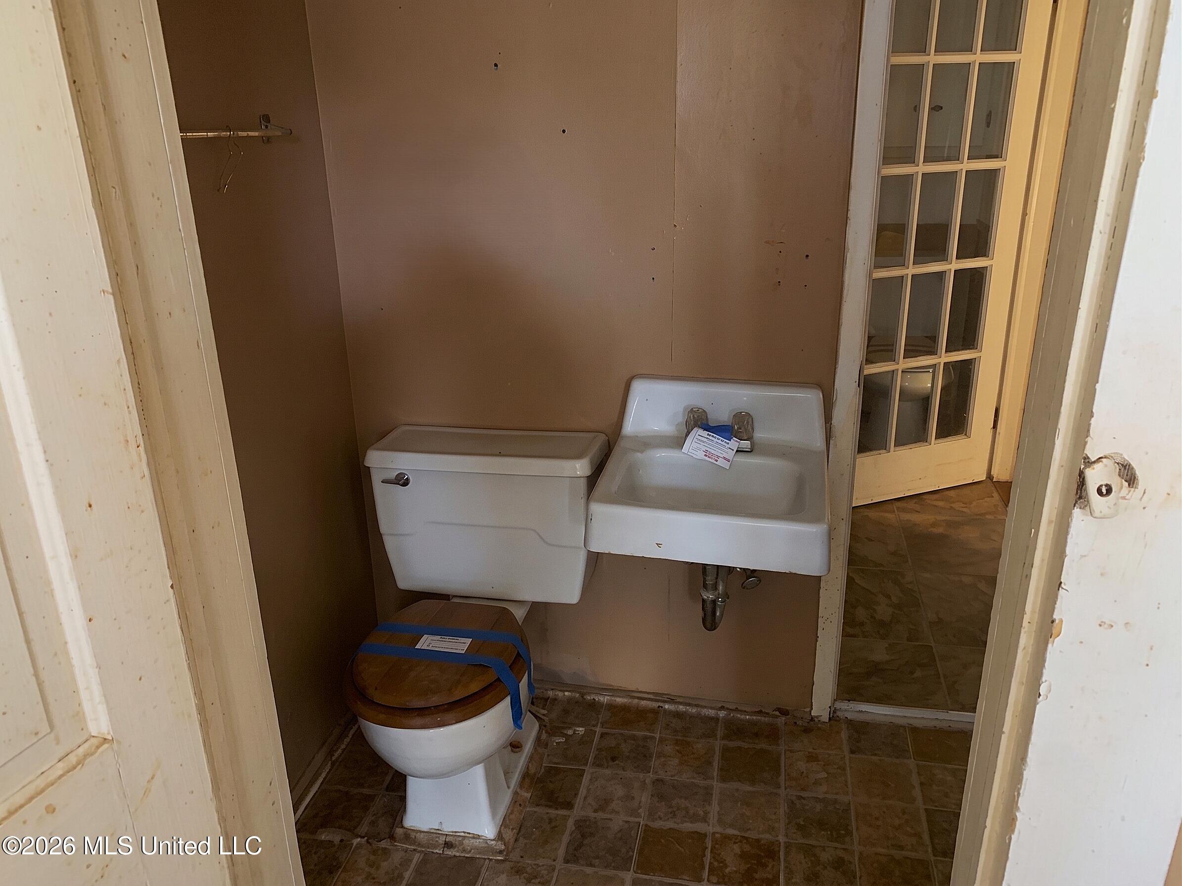 1028 Wayne Street Property Photo 11