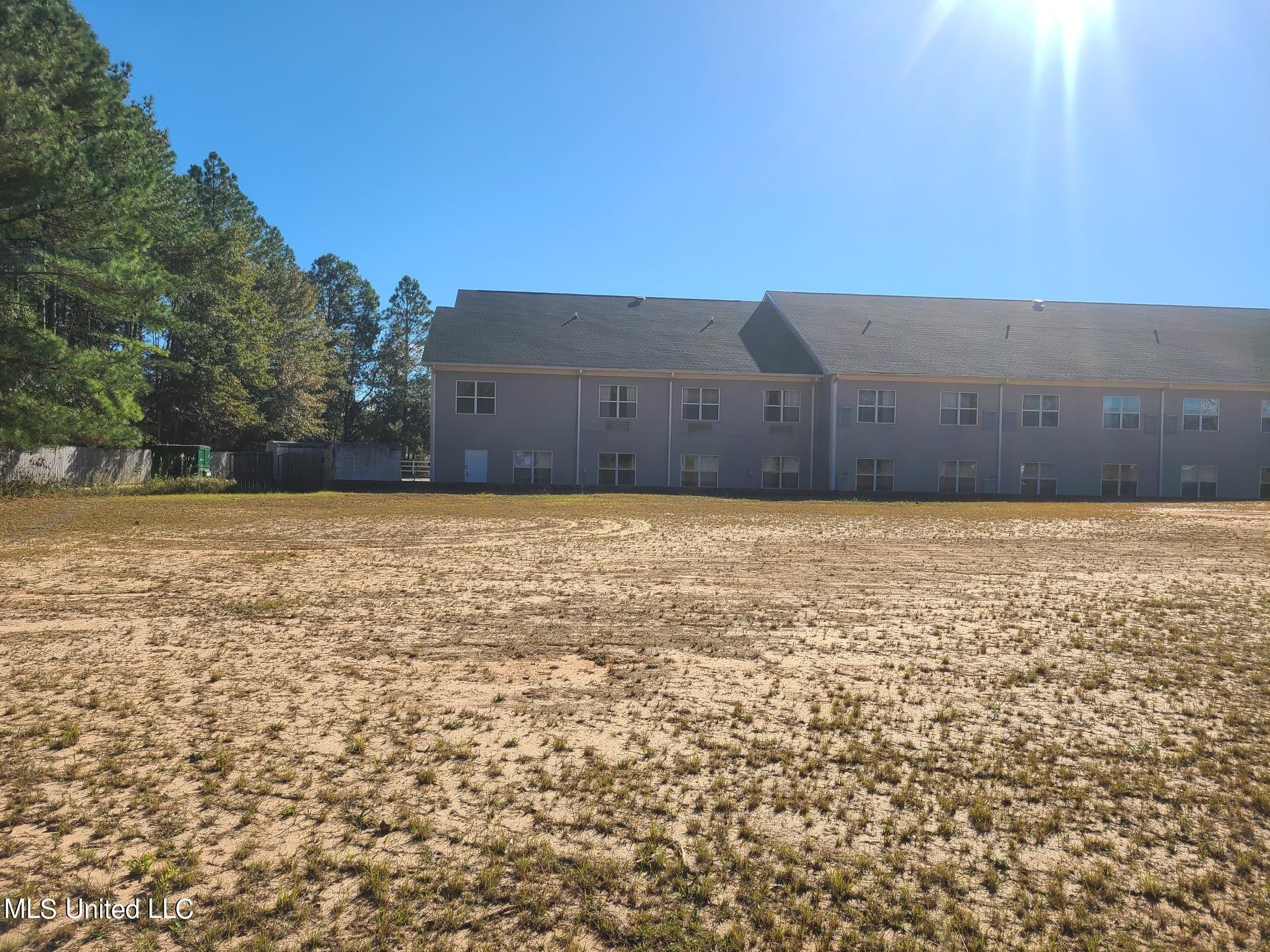 13995 Sam Seymour Property Photo 15