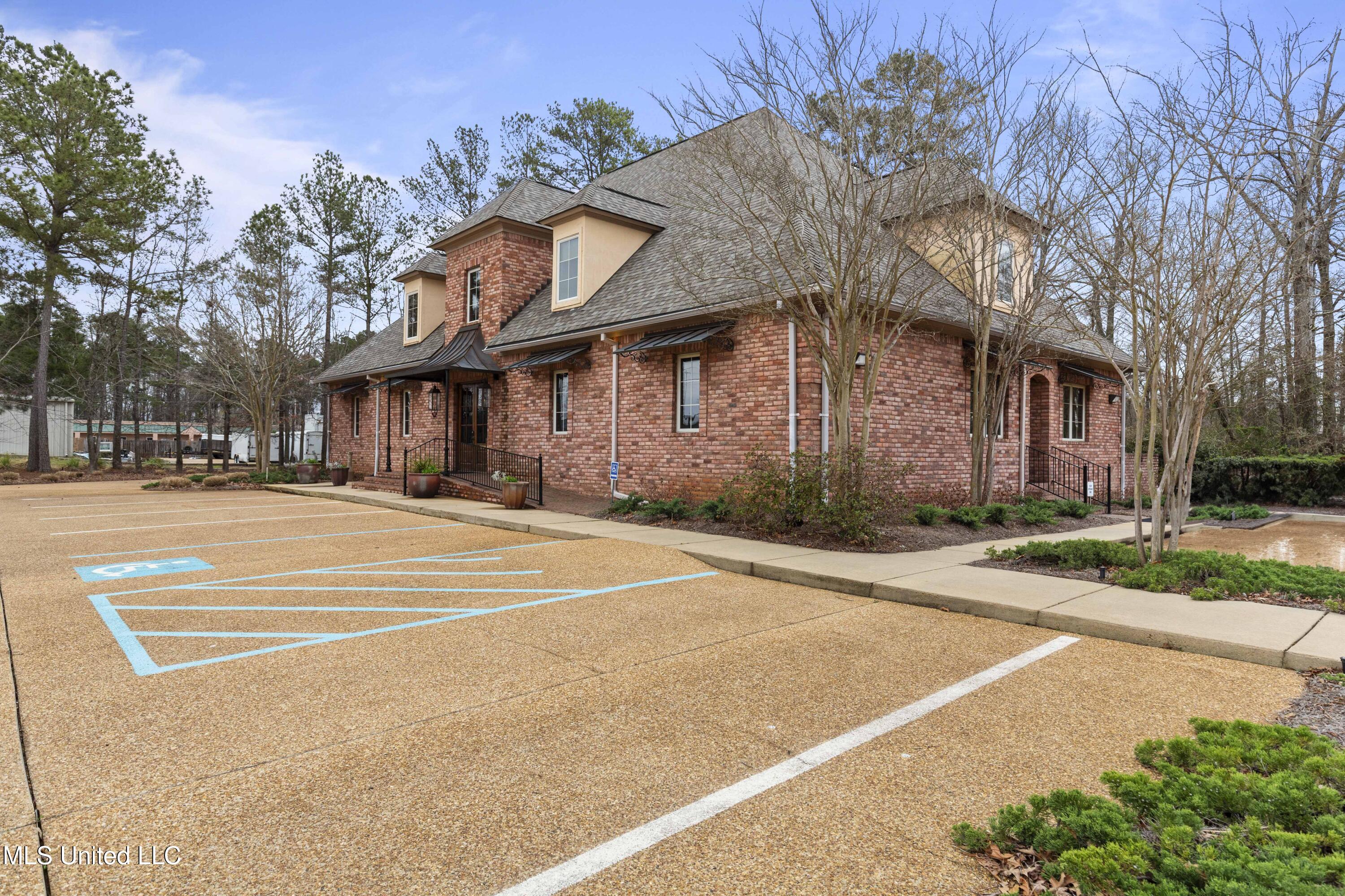 781 Liberty Road Property Photo 4