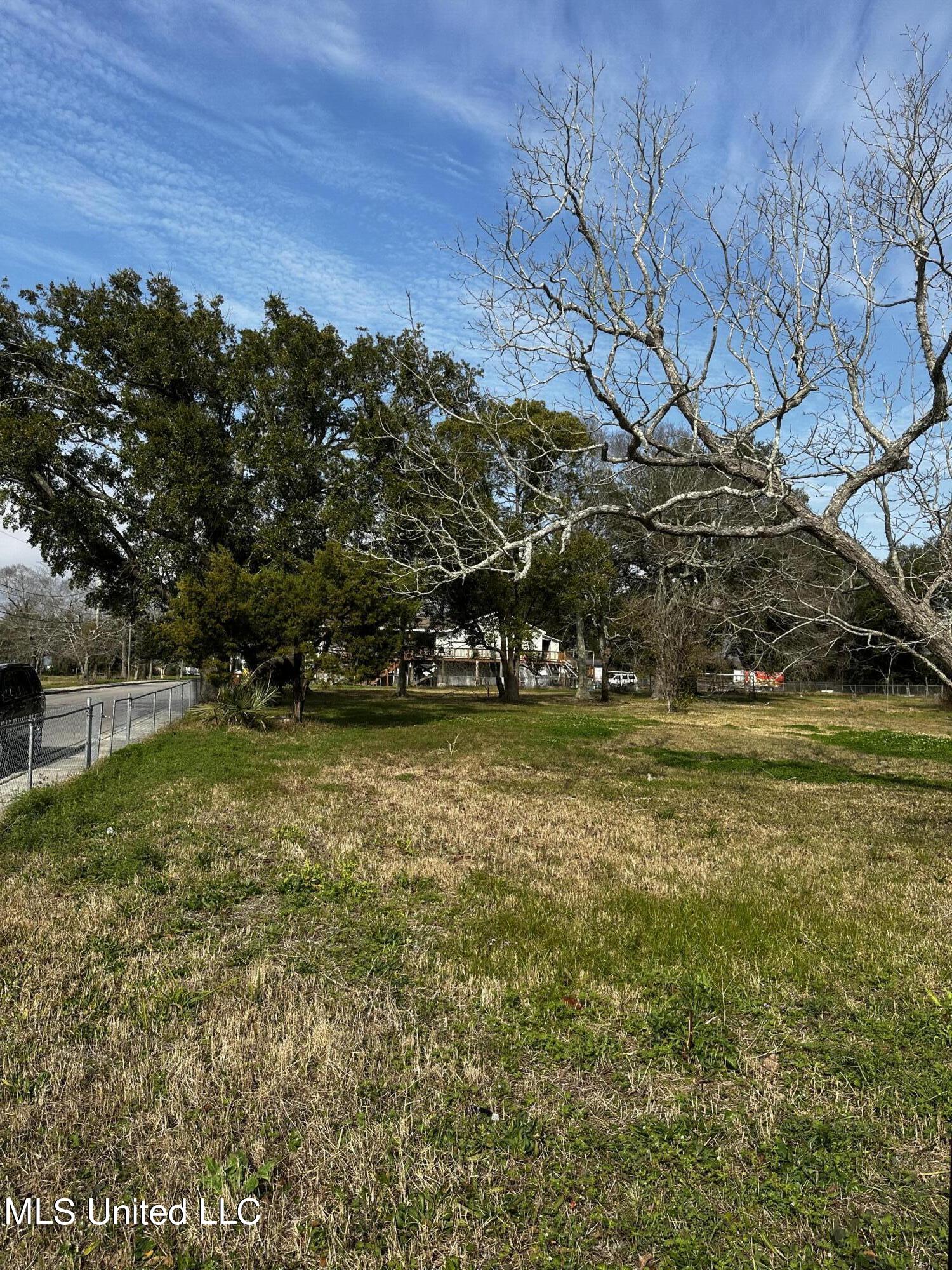 306 Crawford Street Property Photo 4