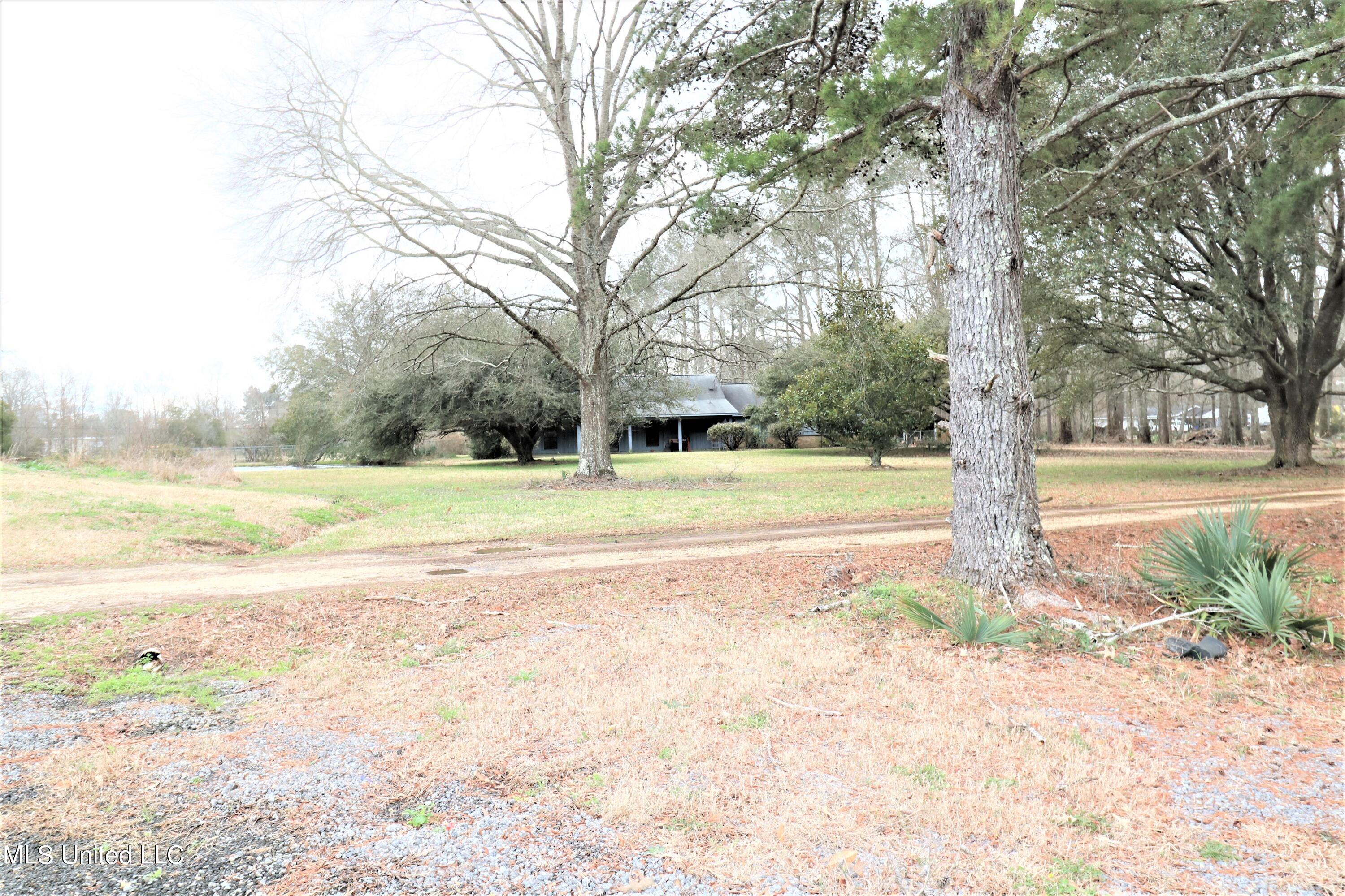 2225 Highway 471 Property Photo 1