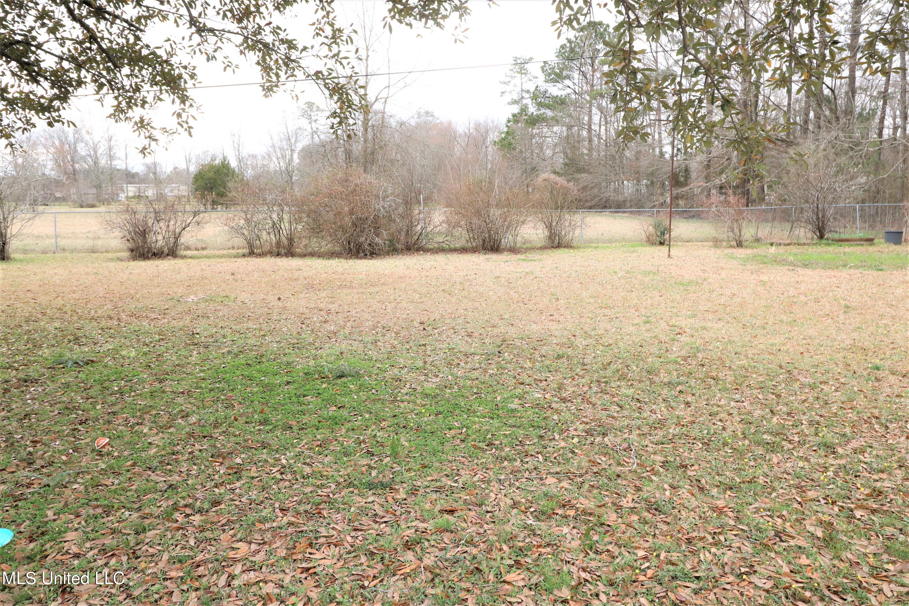 2225 Highway 471 Property Photo 8
