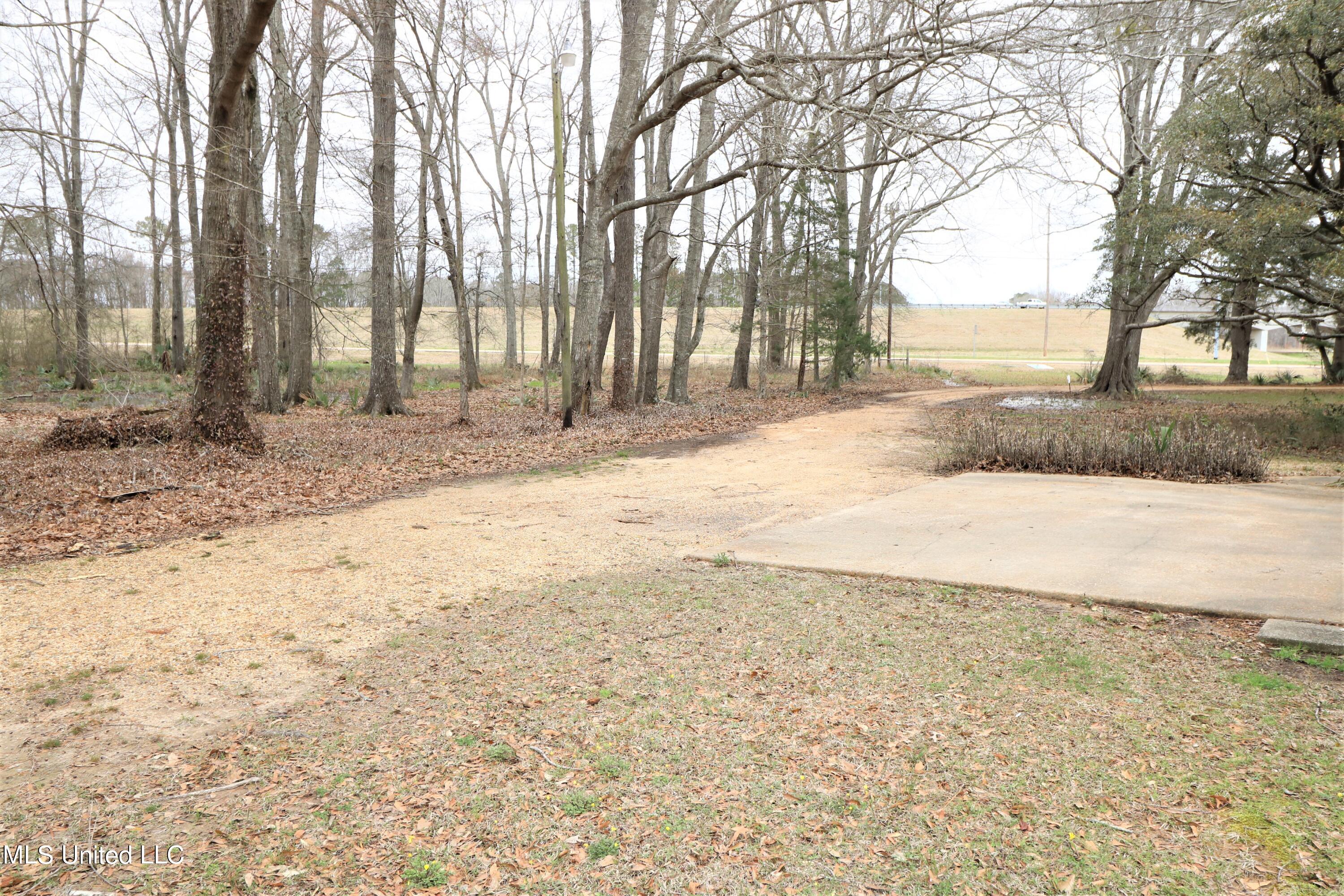 2225 Highway 471 Property Photo 11