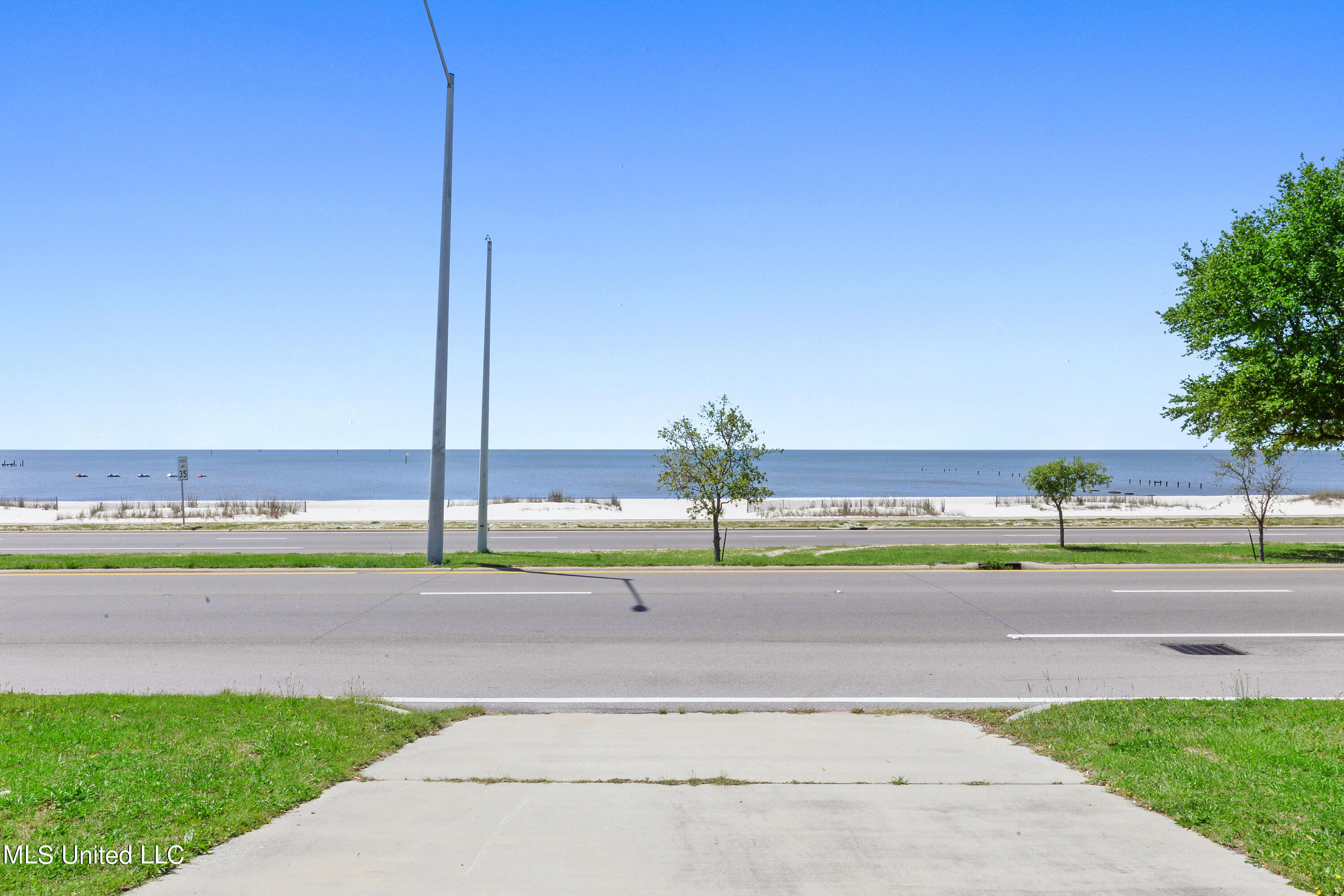 1104 Beach Boulevard Property Photo 7