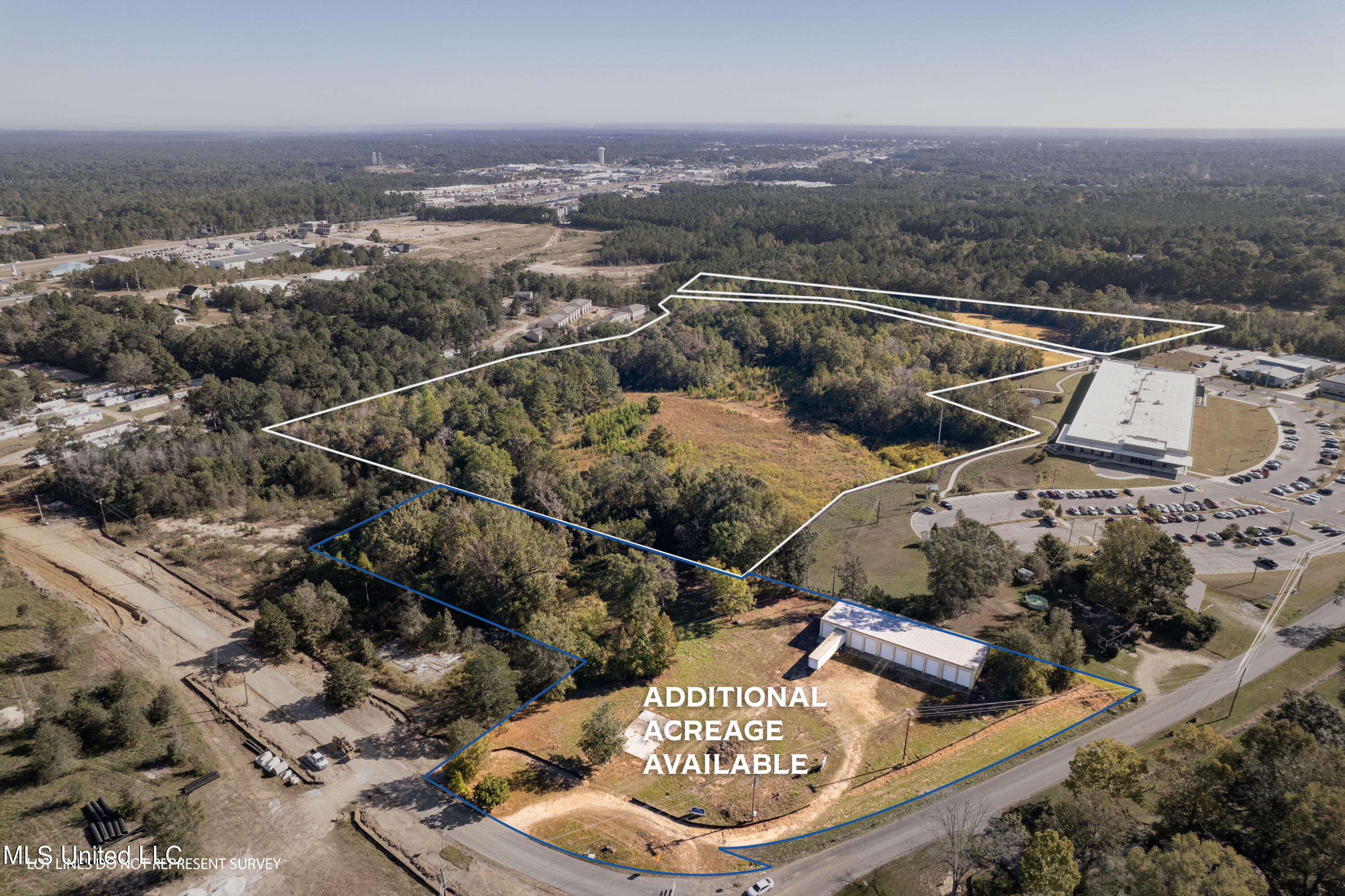 1.13+/- Ac Lamar Boulevard Property Photo 11