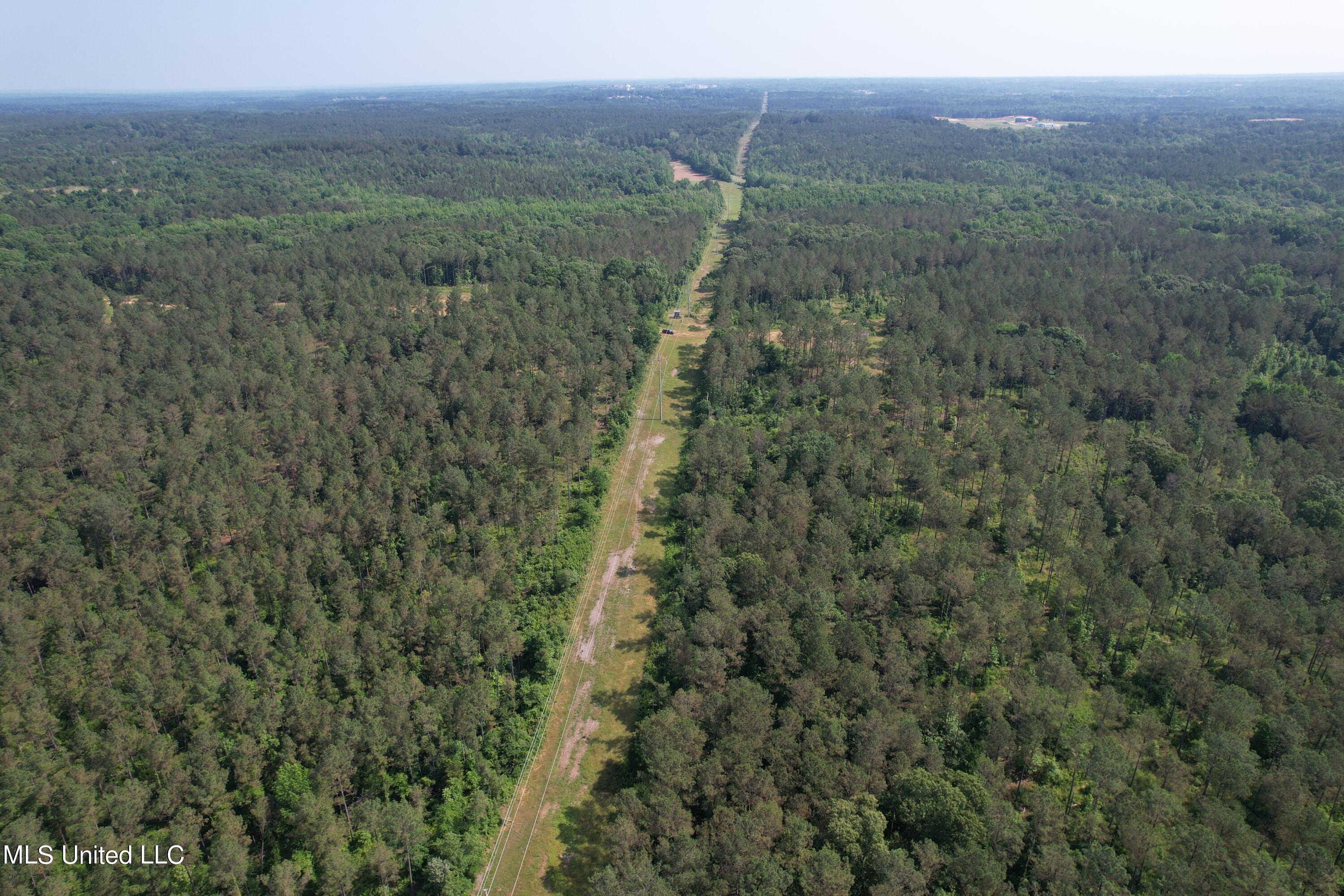 County Rd 323 Property Photo 15