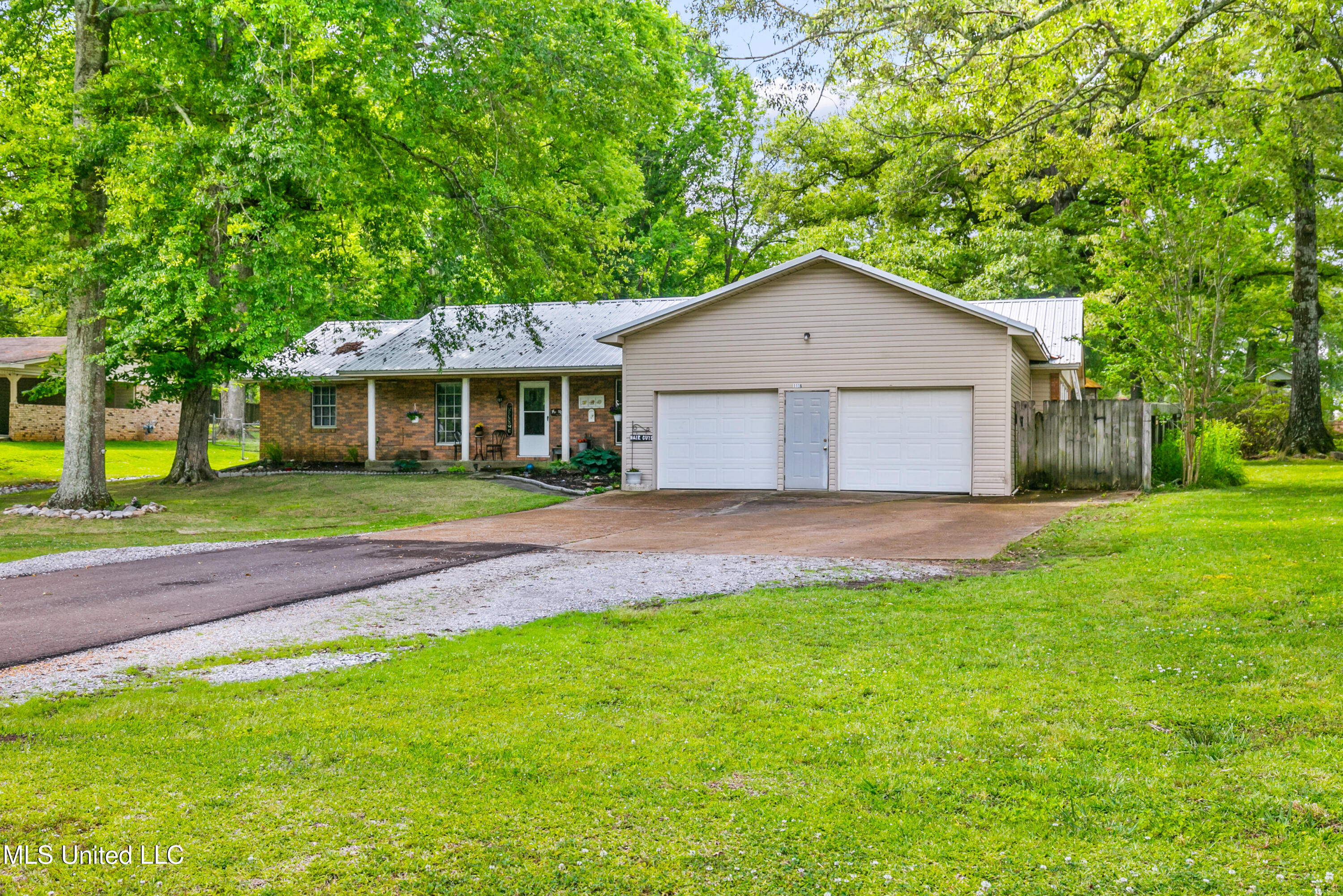 1118 Gunter Road Property Photo 7