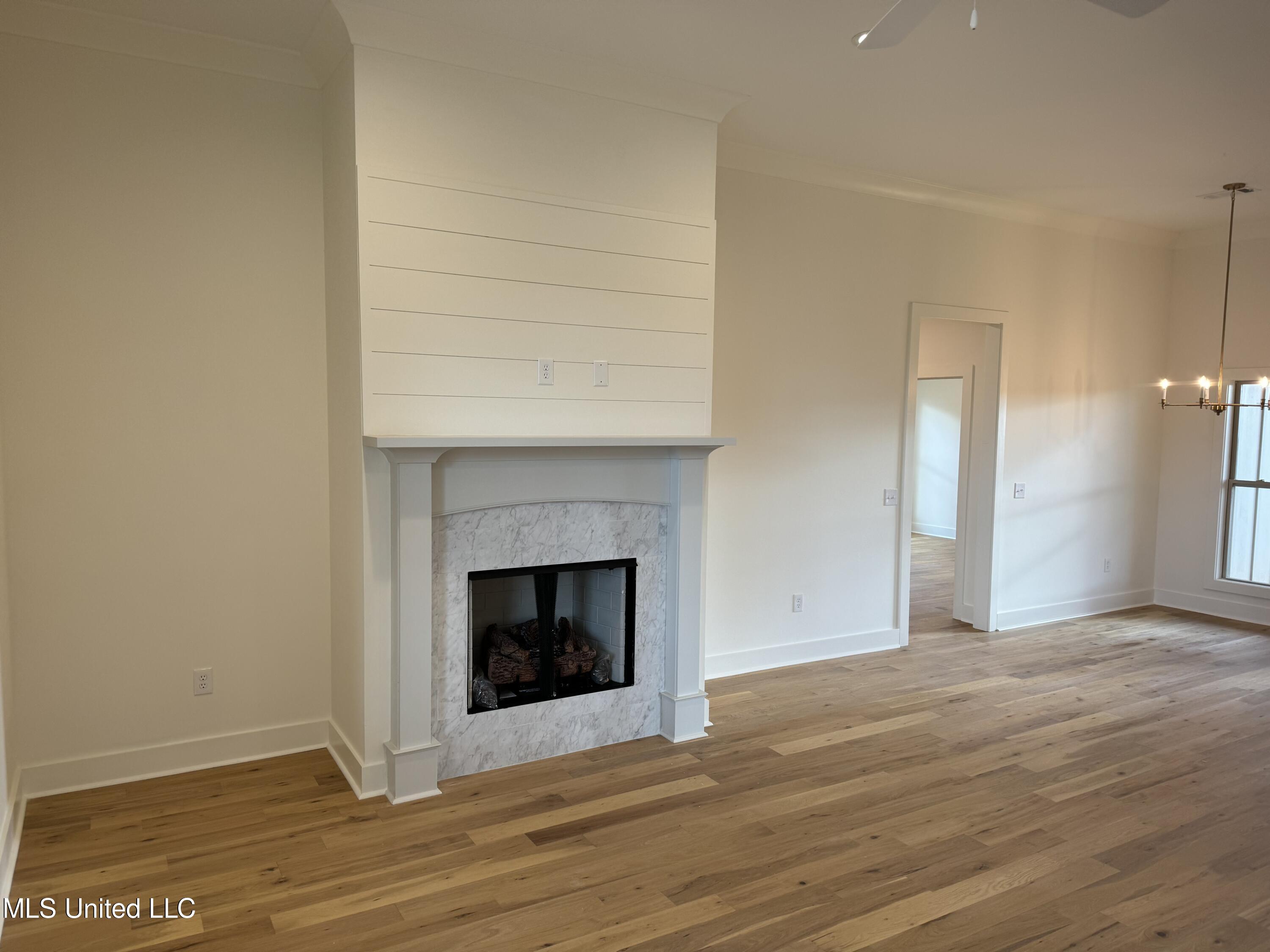 303 Birch Court Property Photo 4