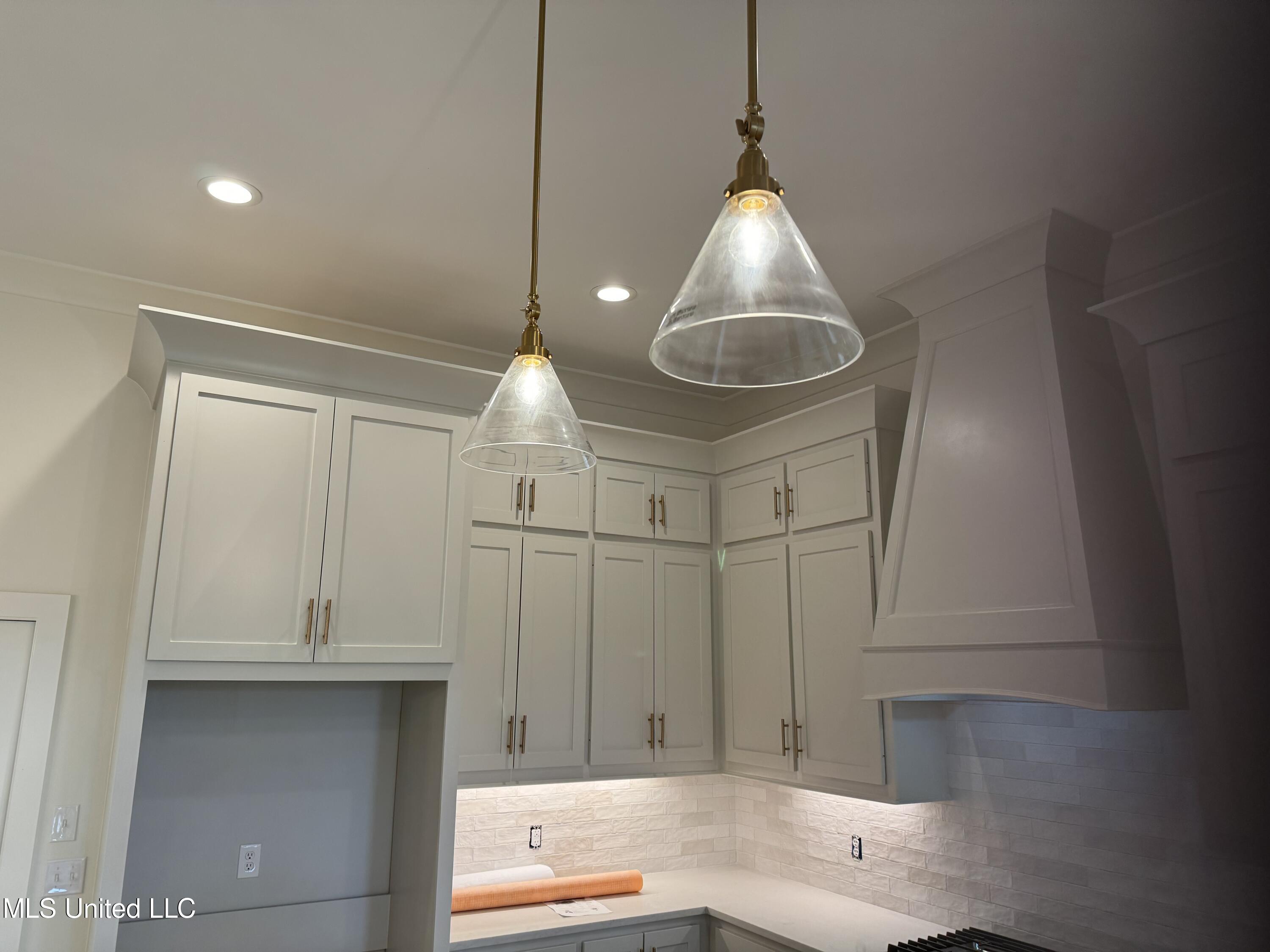 303 Birch Court Property Photo 6