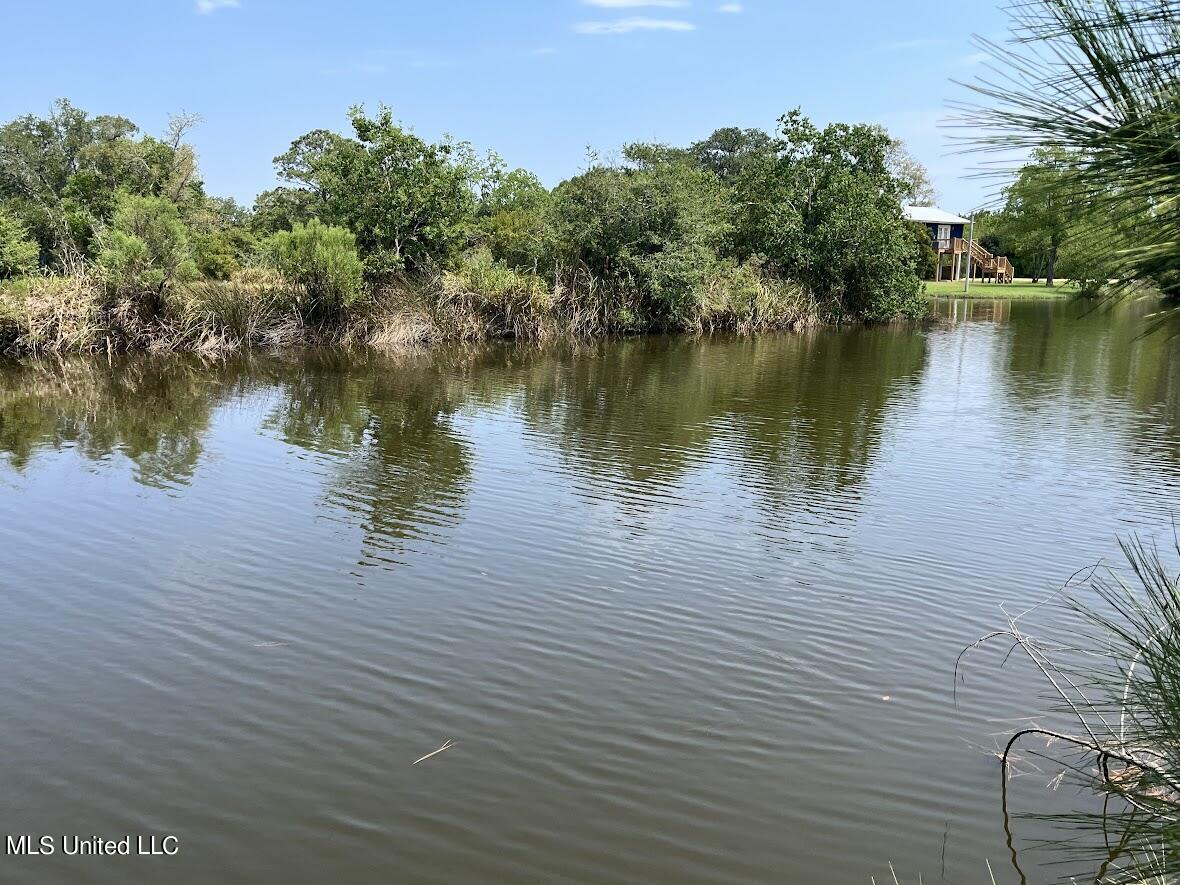 Lot 40 Atlantis Drive Property Photo 6