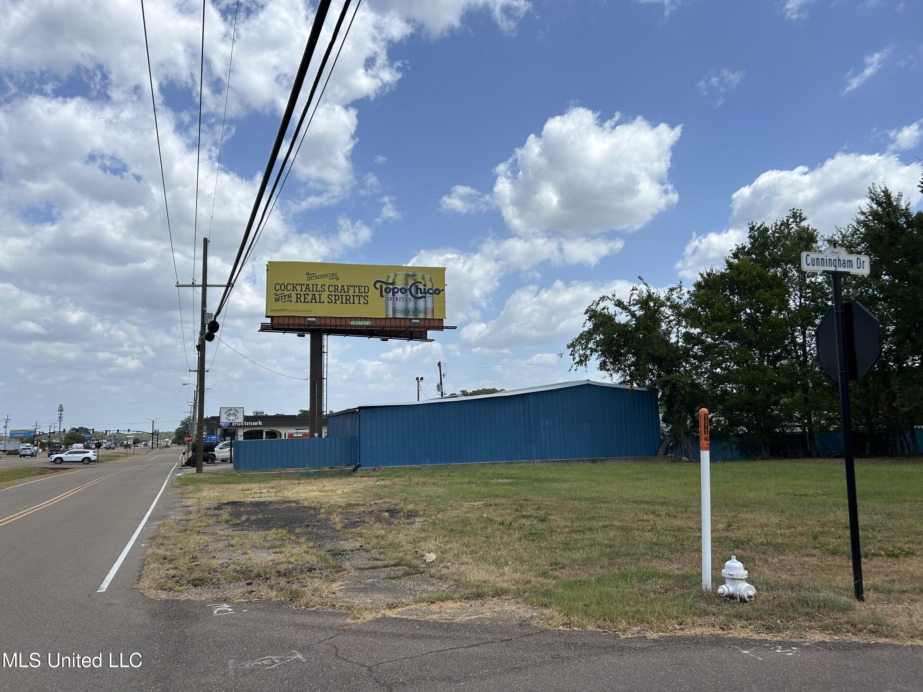 2327 Highway 80 Property Photo 3