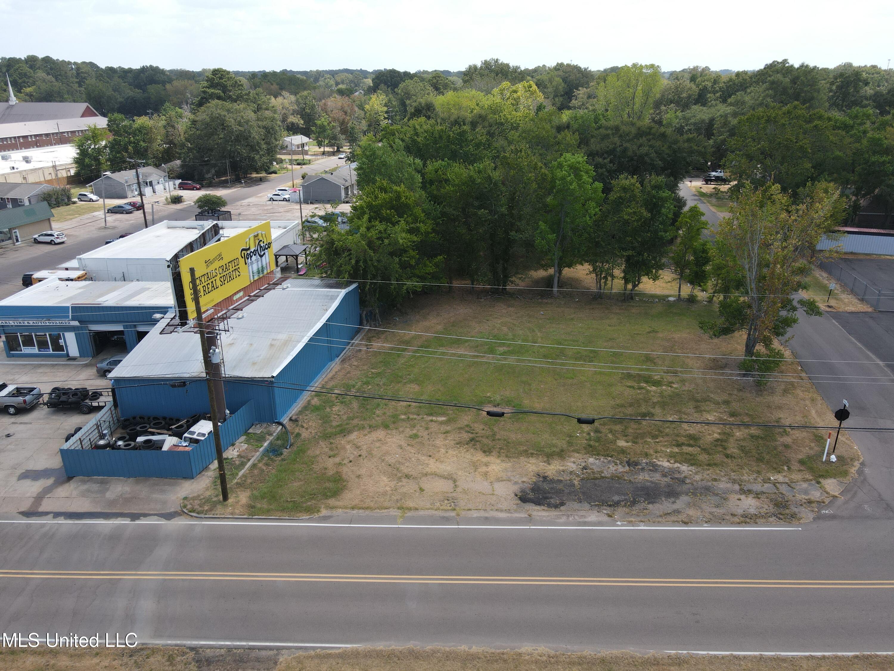 2327 Highway 80 Property Photo 5
