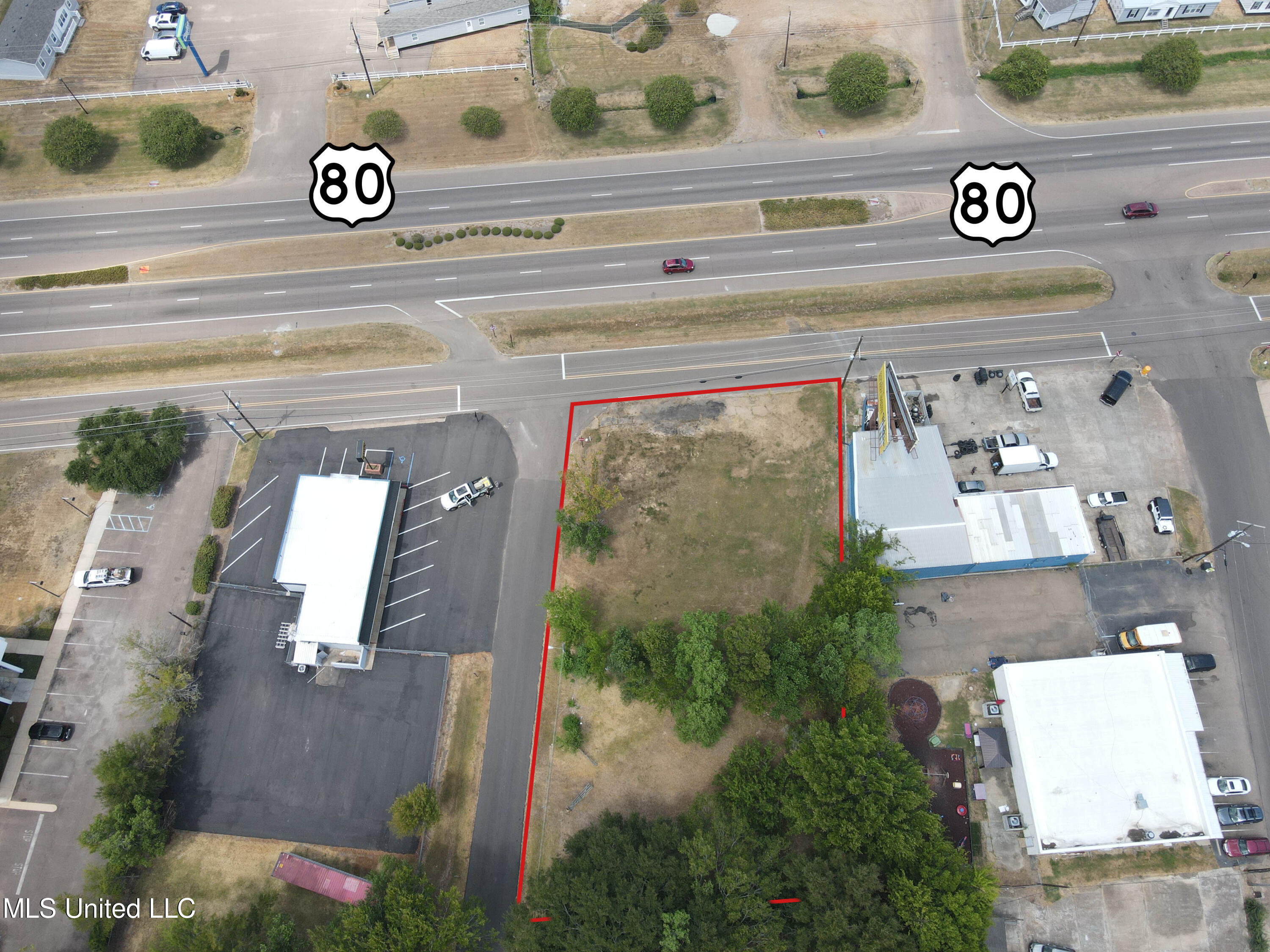 2327 Highway 80 Property Photo 11