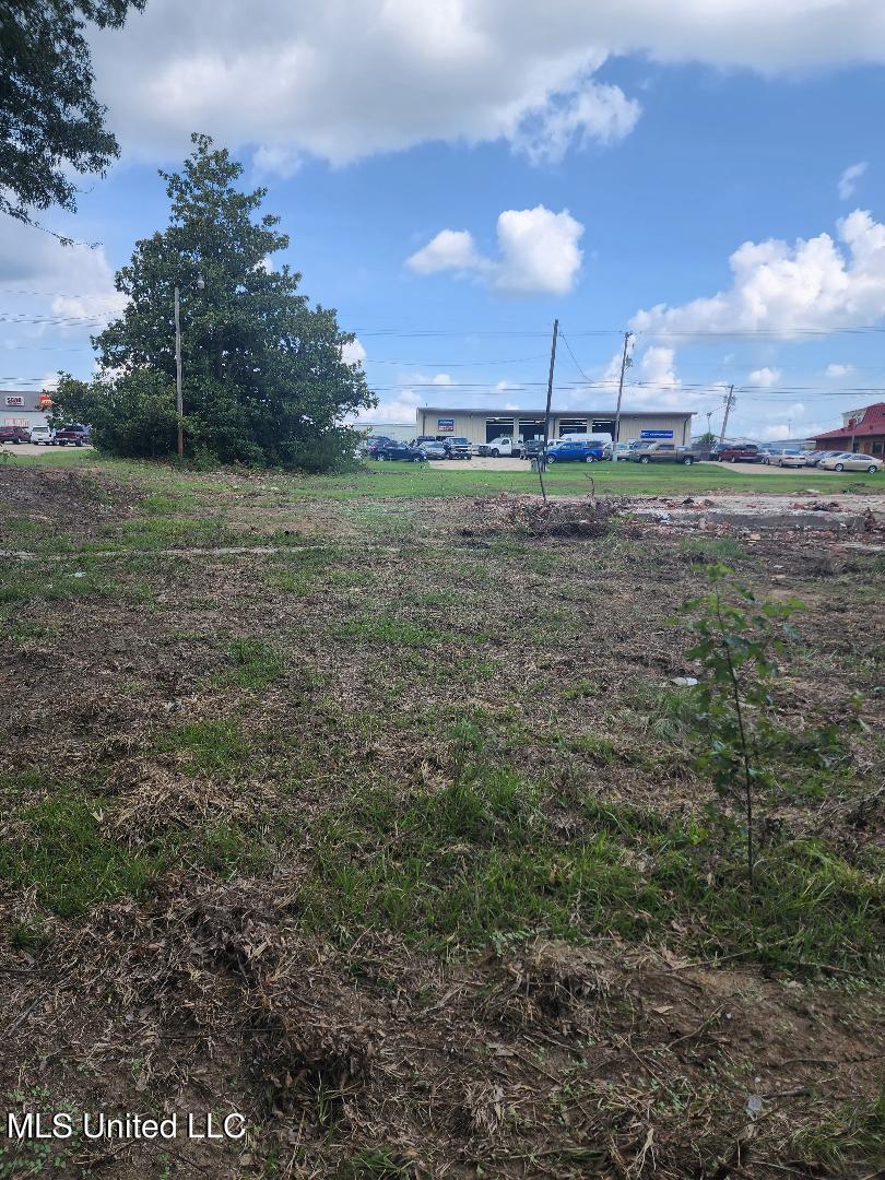5733-5735 Terry Road Property Photo 5