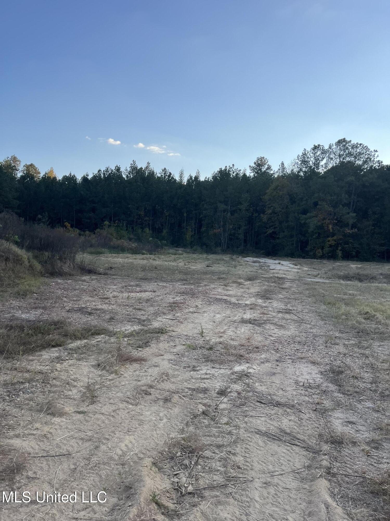 2800 Lake View Road Property Photo 6