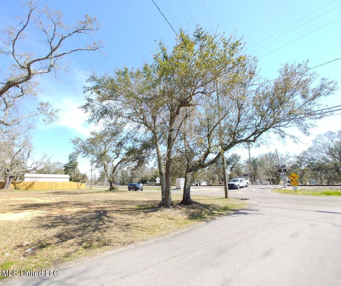 100 Mccaughan Avenue Property Photo 2