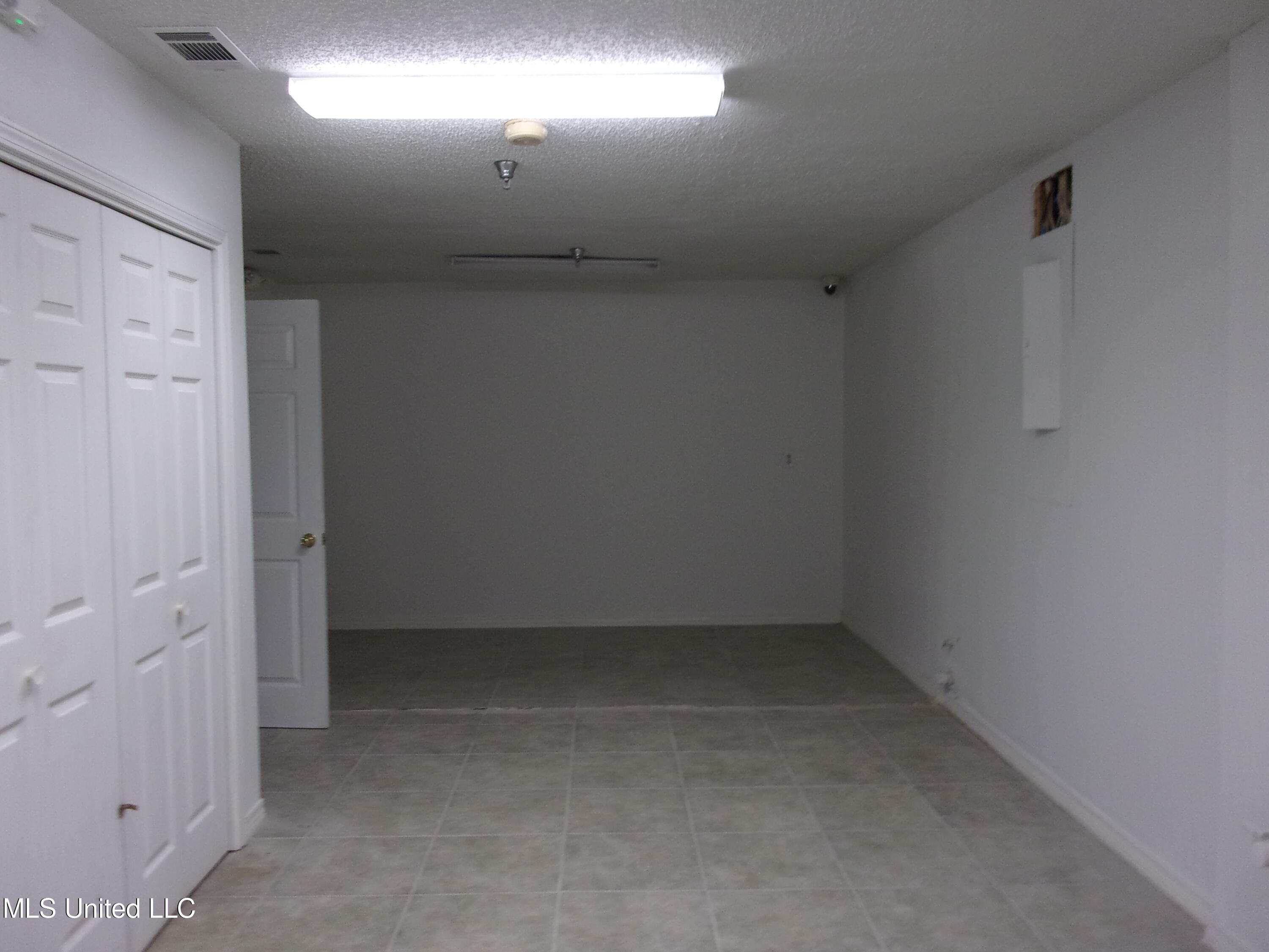 10096 Gorenflo Road Property Photo 22