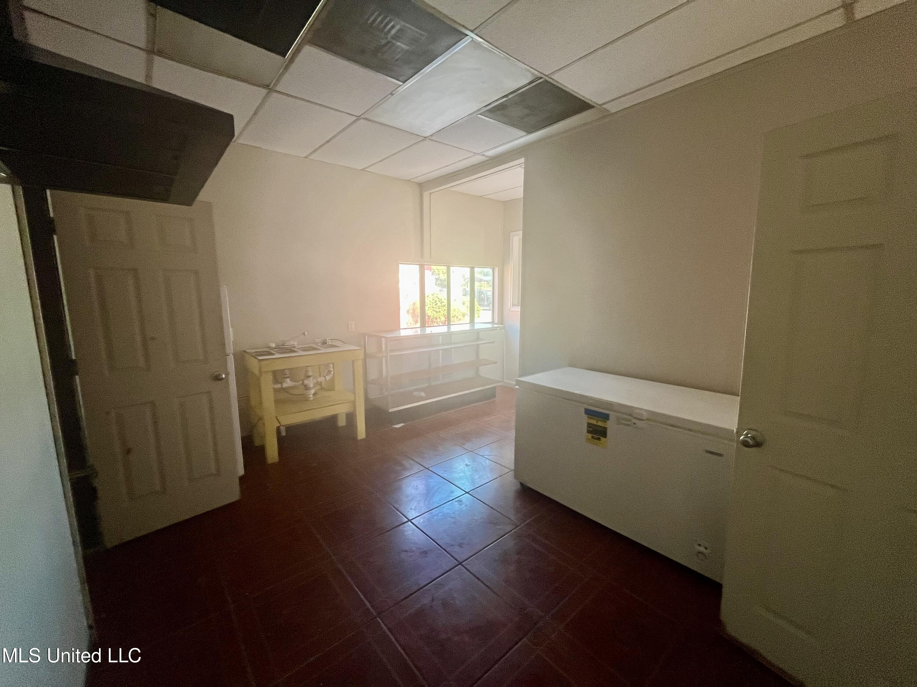 3731 Main Street Property Photo 8