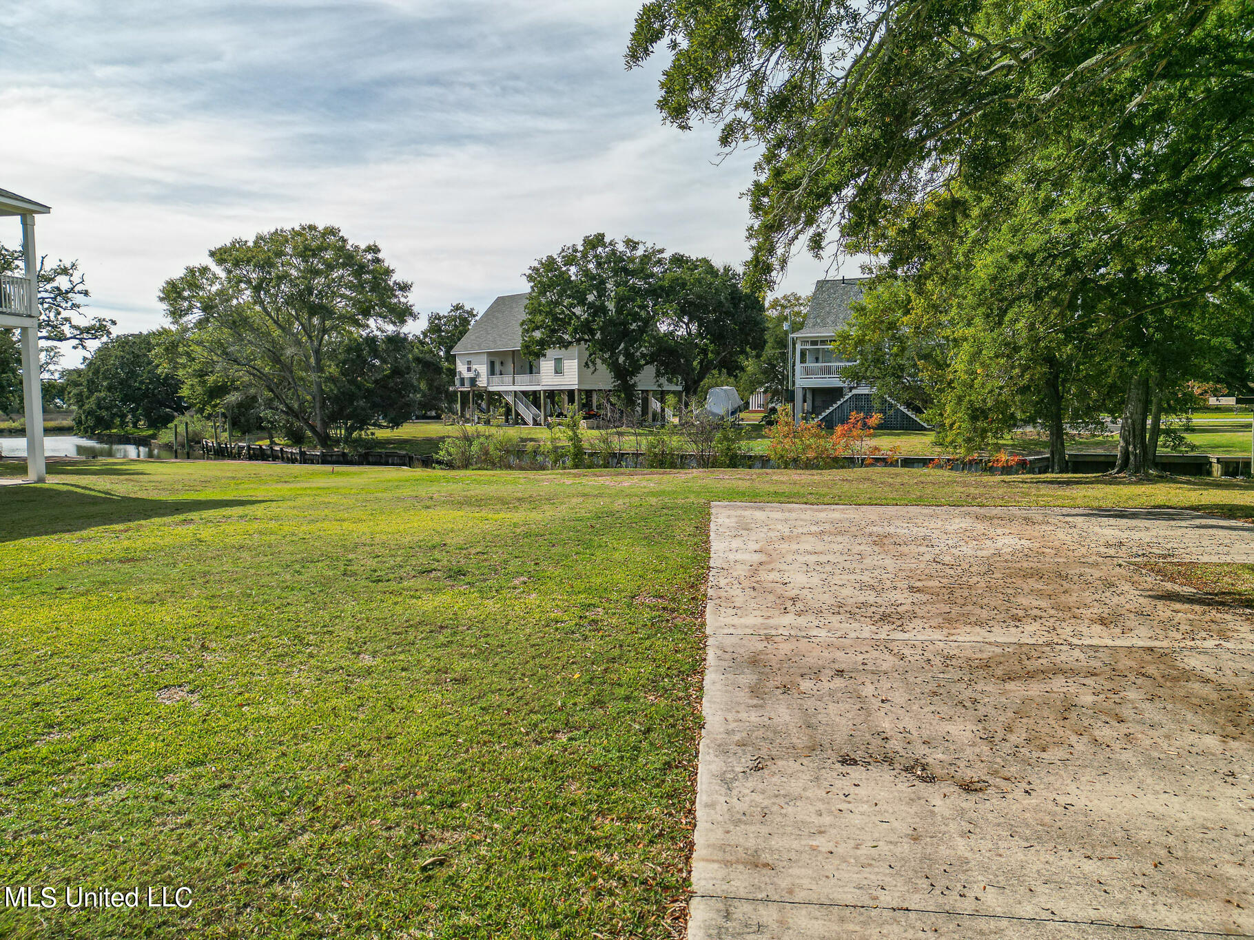 711 Martin Street Property Photo 11