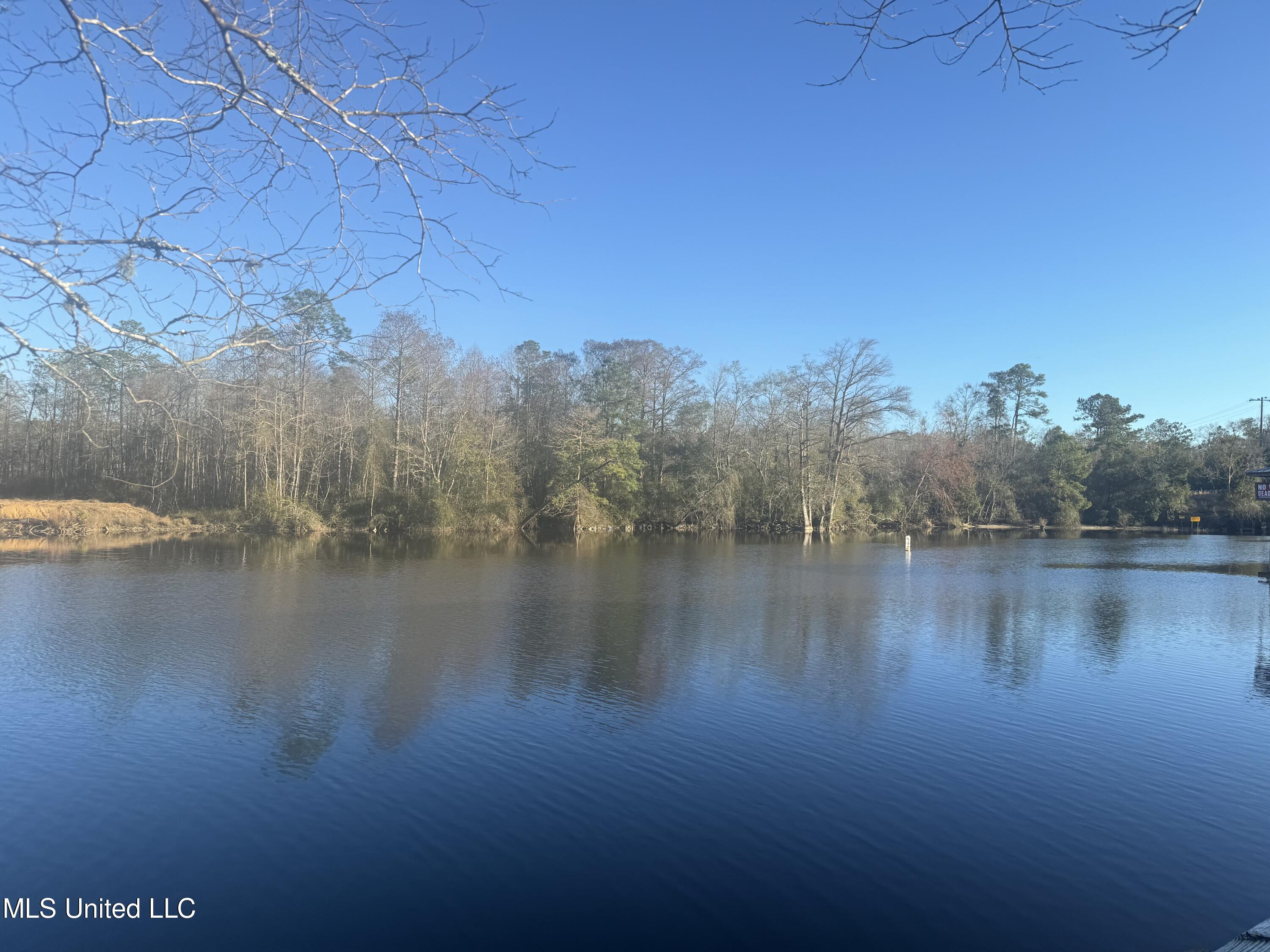 Crump Road Property Photo 8