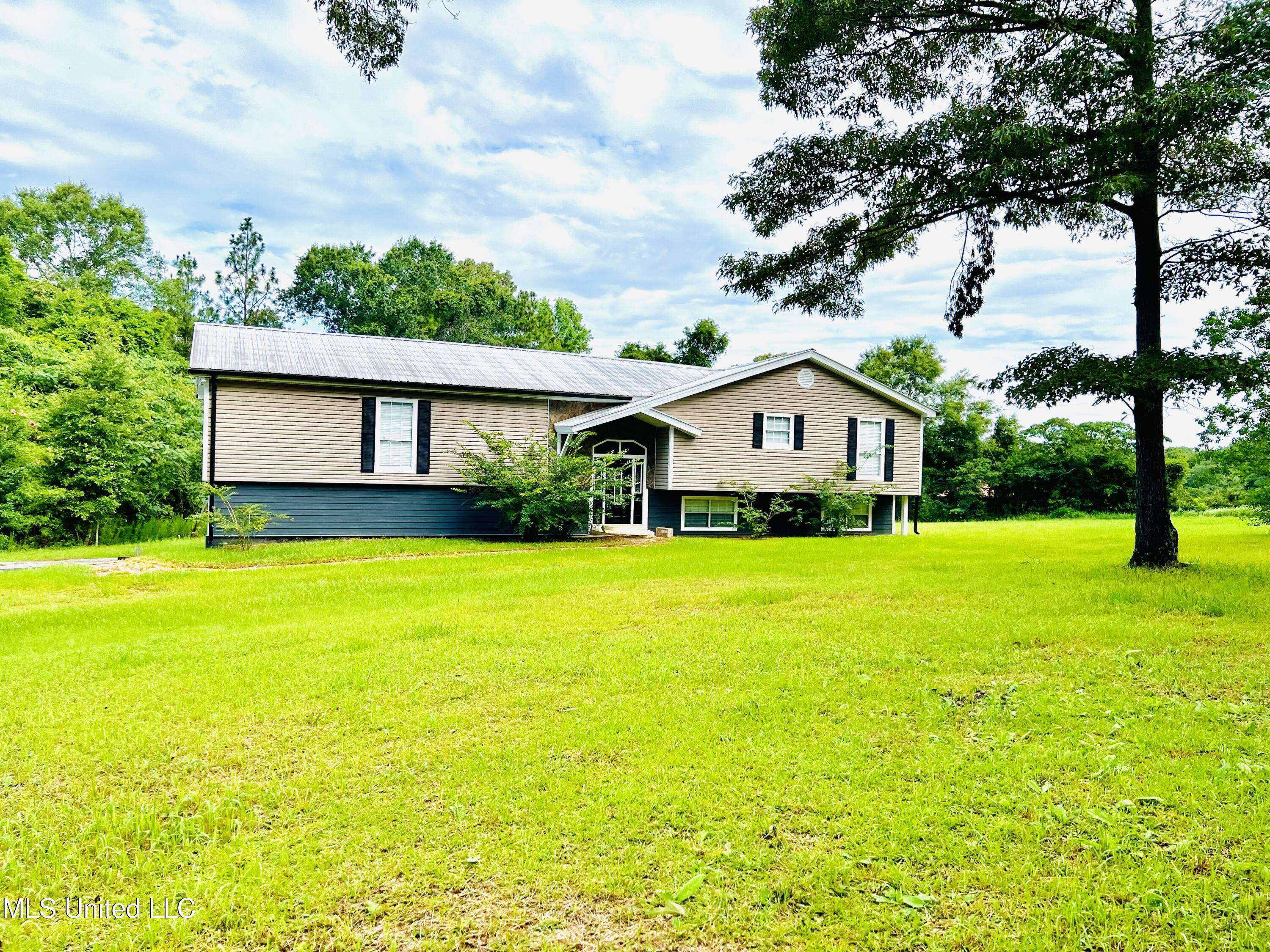 145 Quail Run Road Property Photo 1