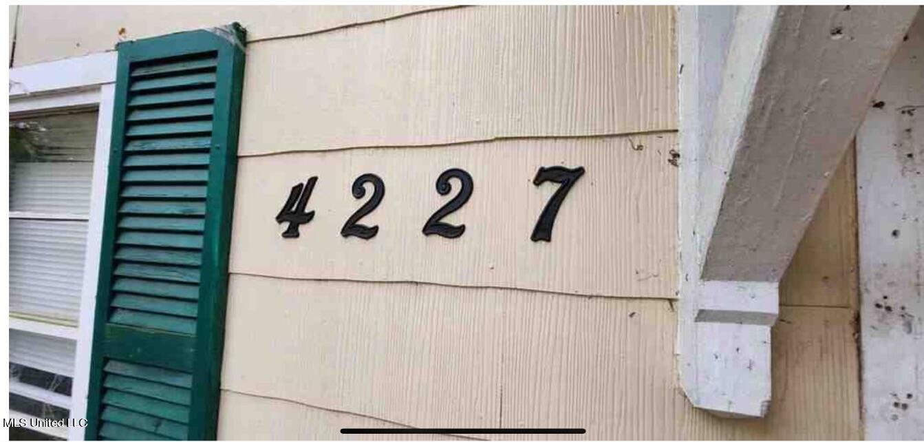 4227 Chennault Avenue Property Photo 1