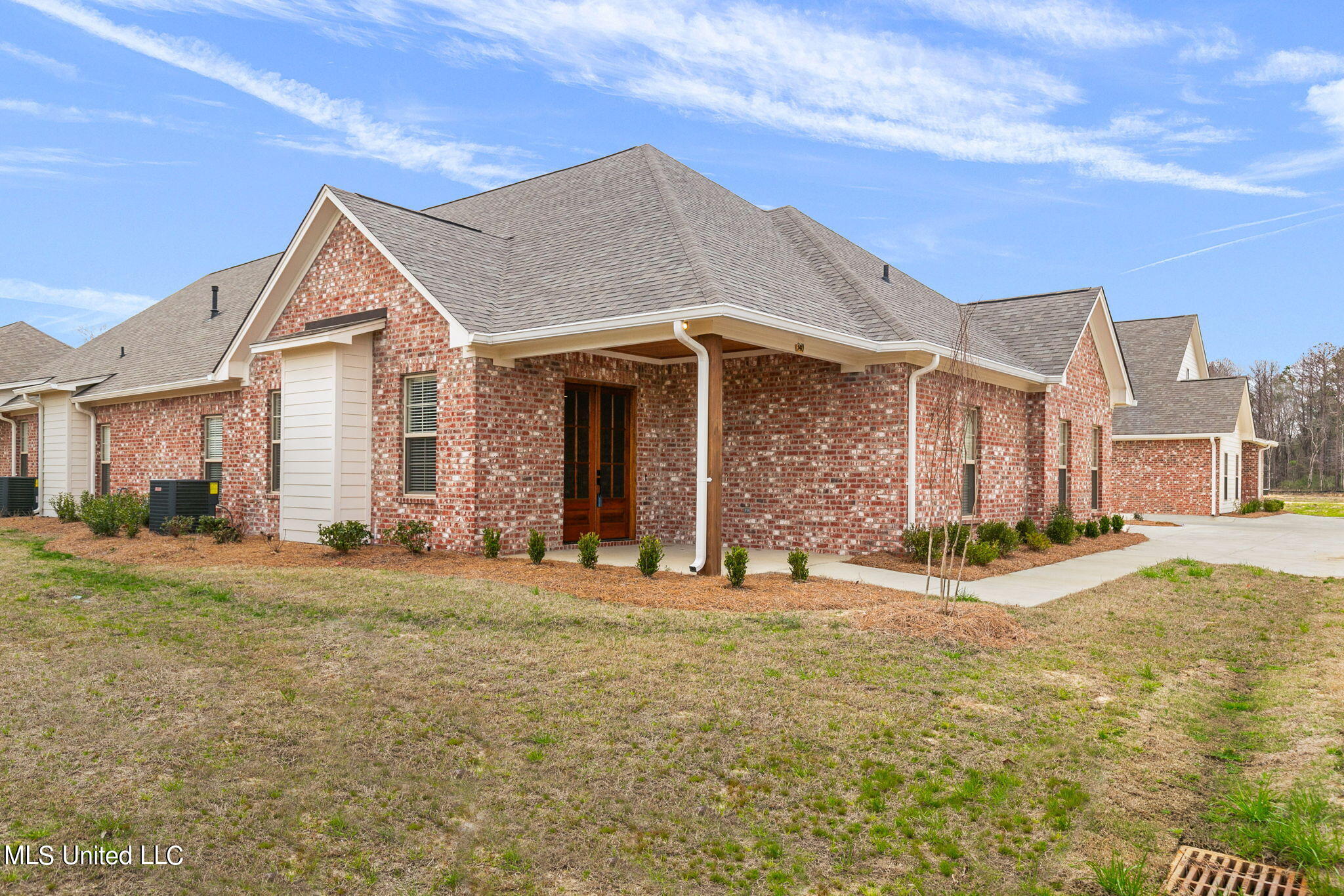 420 Freedom Ring Drive Property Photo 3