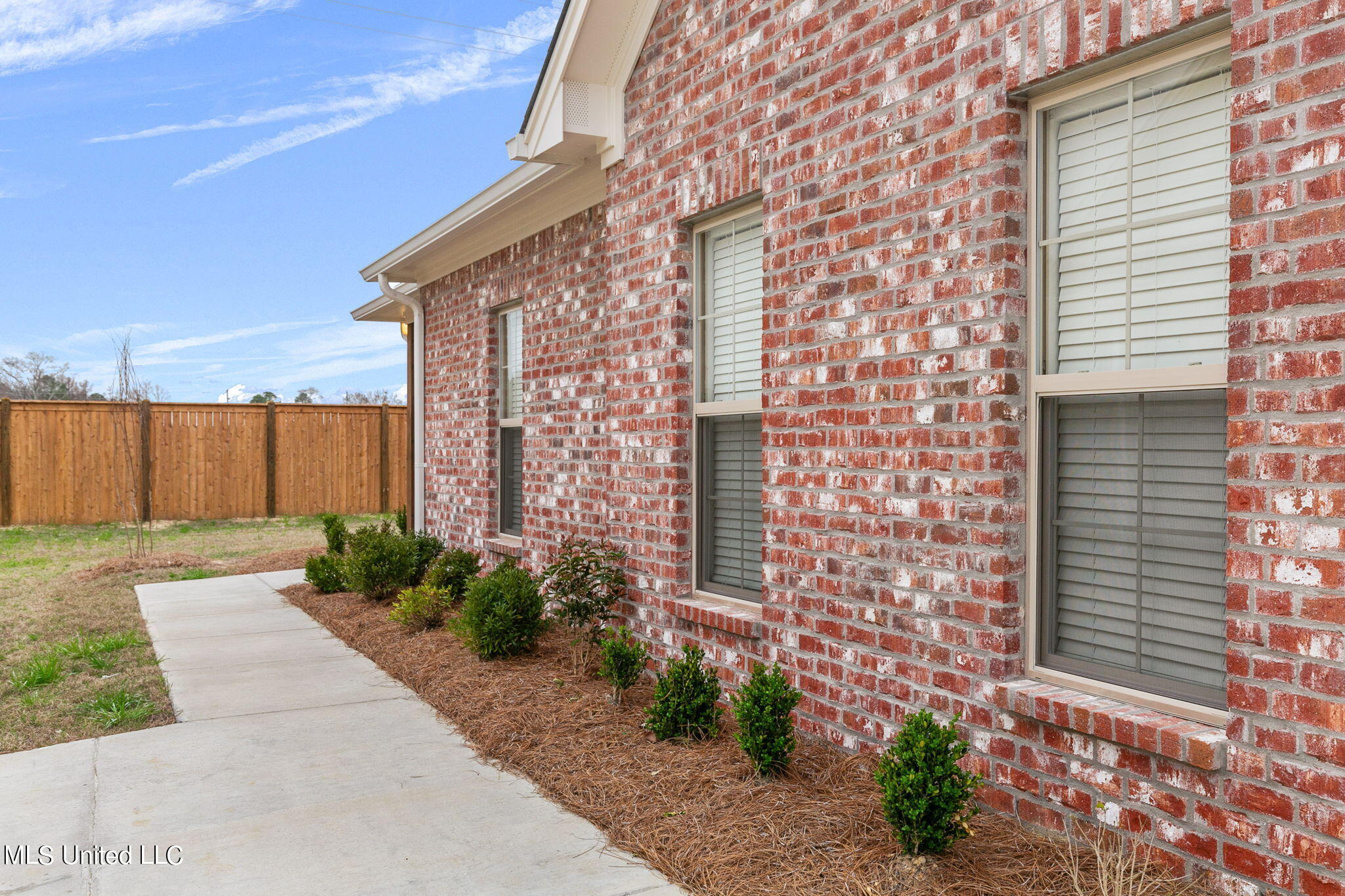 420 Freedom Ring Drive Property Photo 4