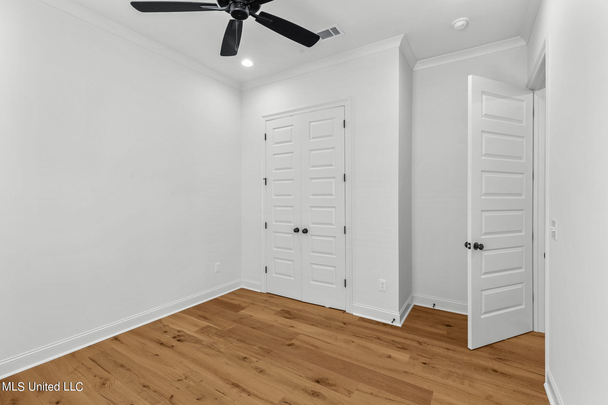 420 Freedom Ring Drive Property Photo 35