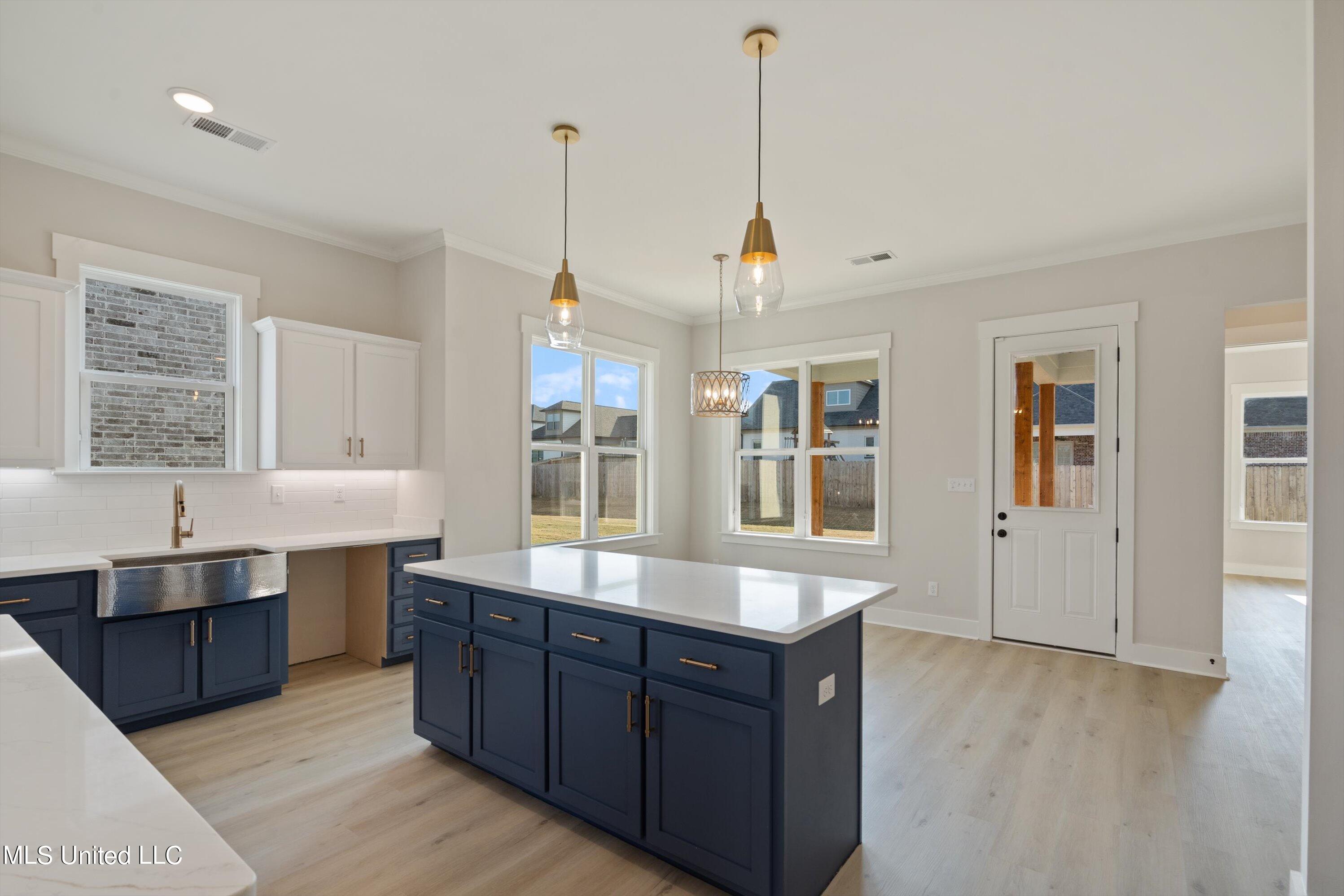 3859 Swan Cove Property Photo 14