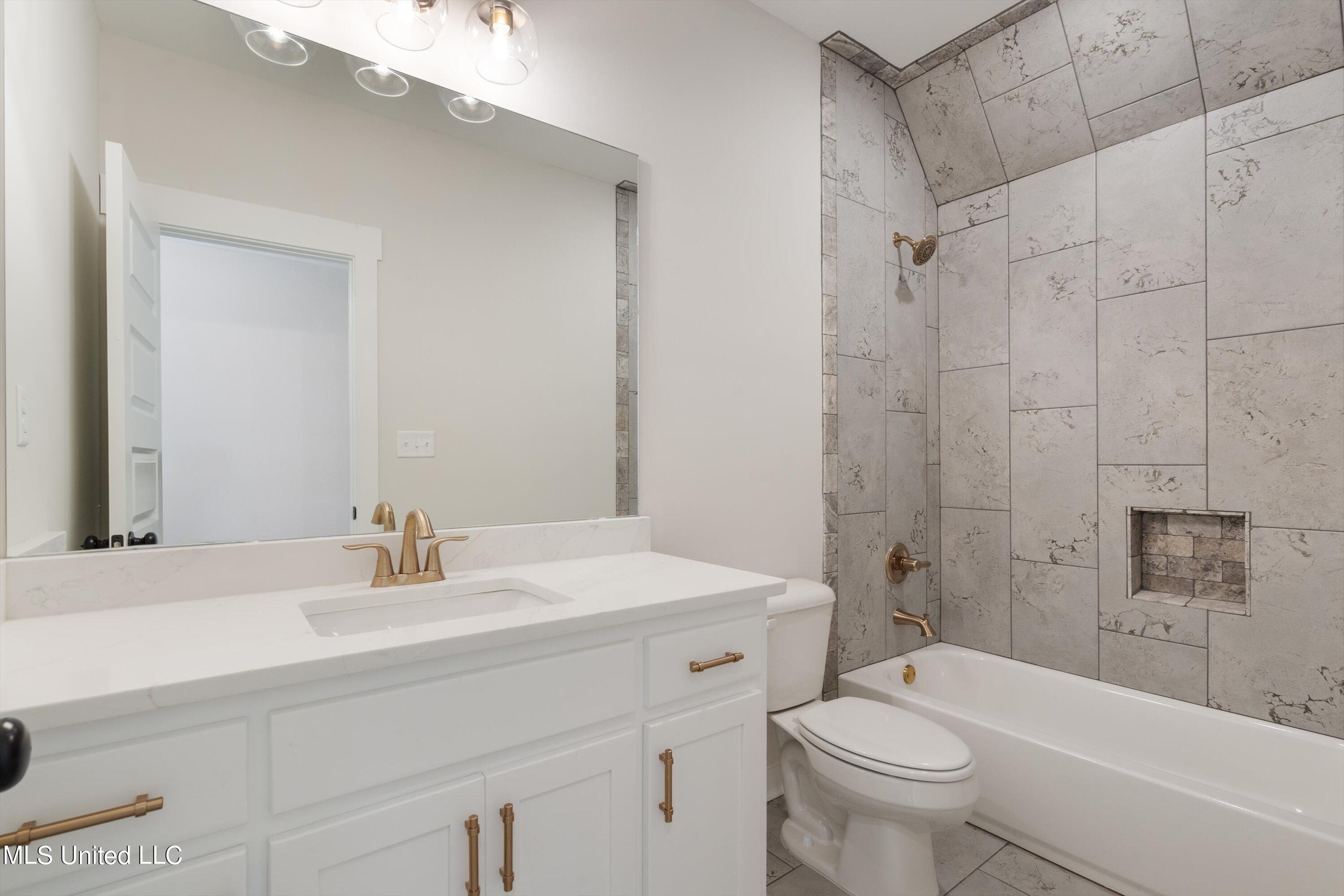 3859 Swan Cove Property Photo 34
